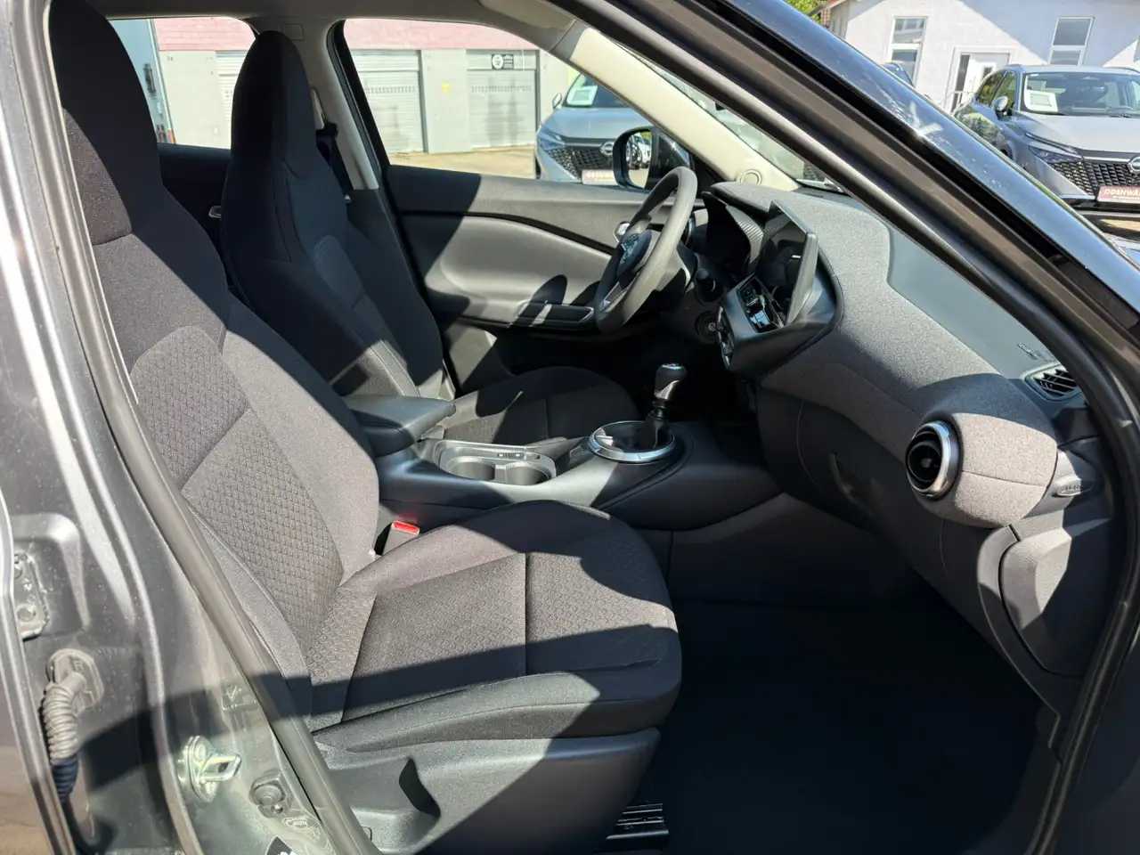 Nissan Juke 1.0 DIG-T Acenta Navi Winter Sitzheizung 2