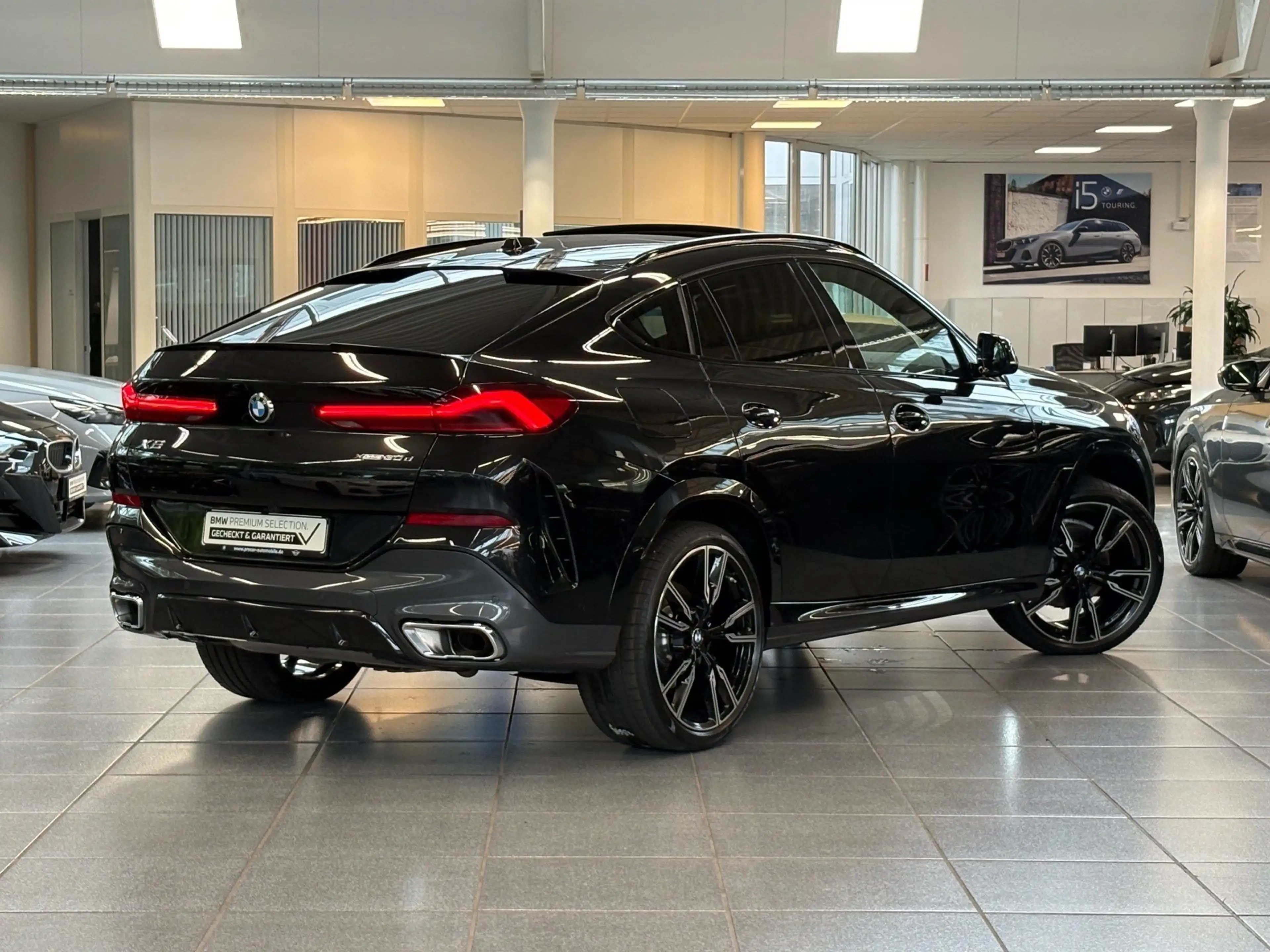 BMW X6 xDrive30d M Sport DA/PA Prof HuD AHK H/K 22" LMR — photo 2