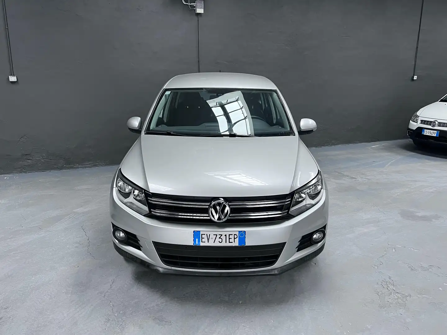 Volkswagen Tiguan Tiguan 1.4 tsi bm Trend Grigio - 2