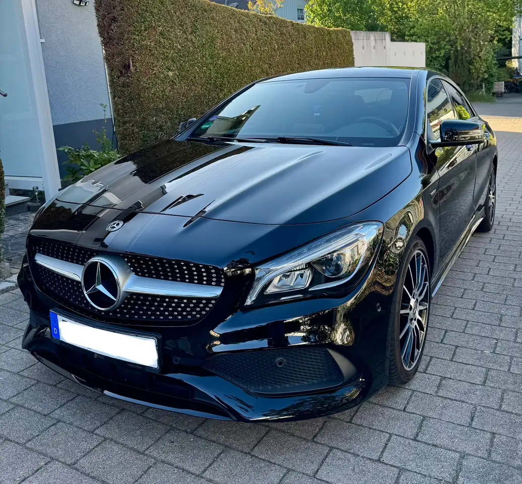 Mercedes-Benz CLA 200