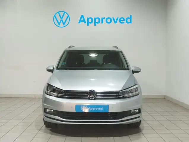 Volkswagen Touran view 9