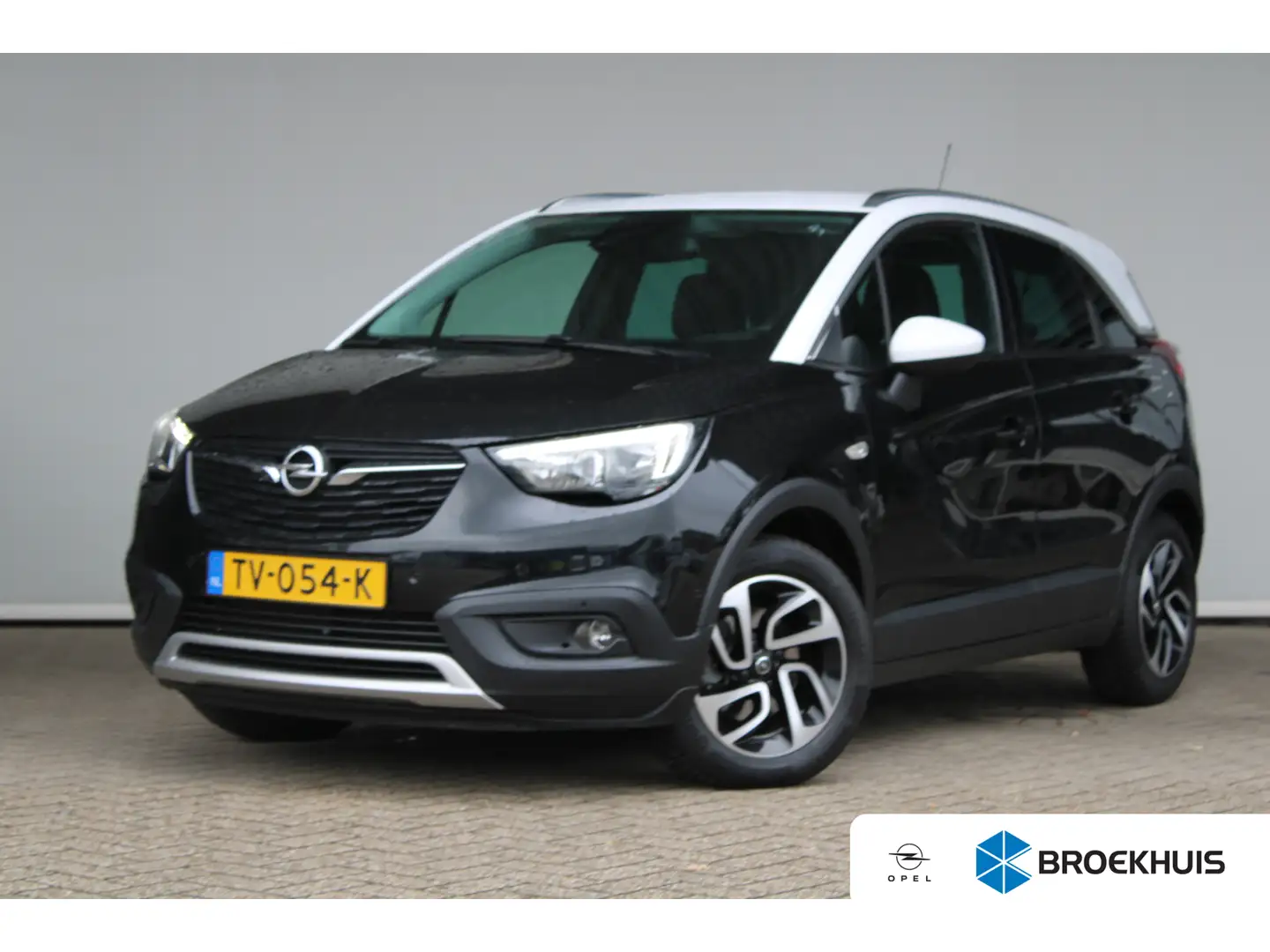 Opel Crossland X 1.2 Turbo Innovation | Achteruitrijcamera | Comfor Zwart - 1