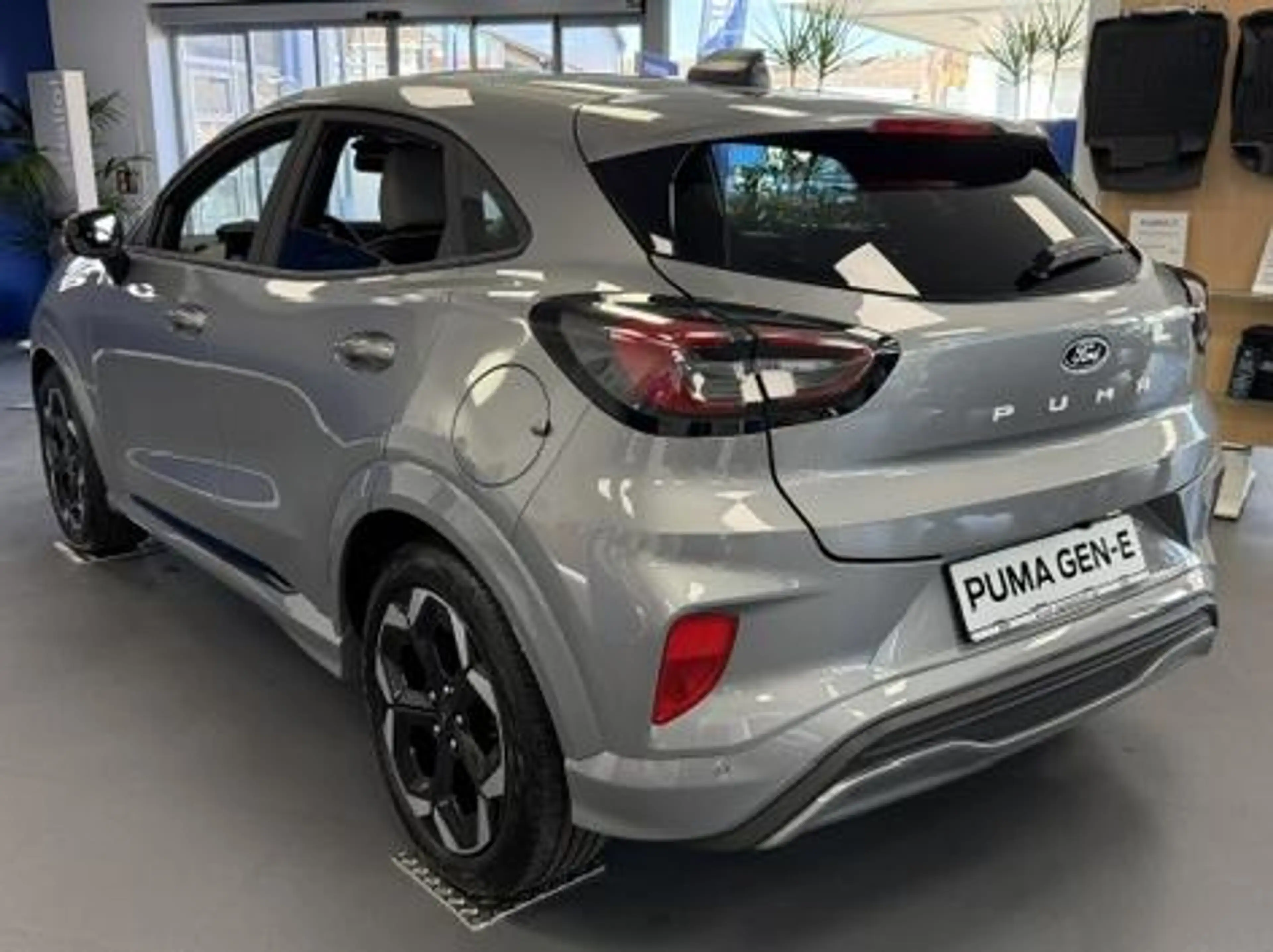 Ford Puma Gen-E Premium 46,8kWh — photo 2