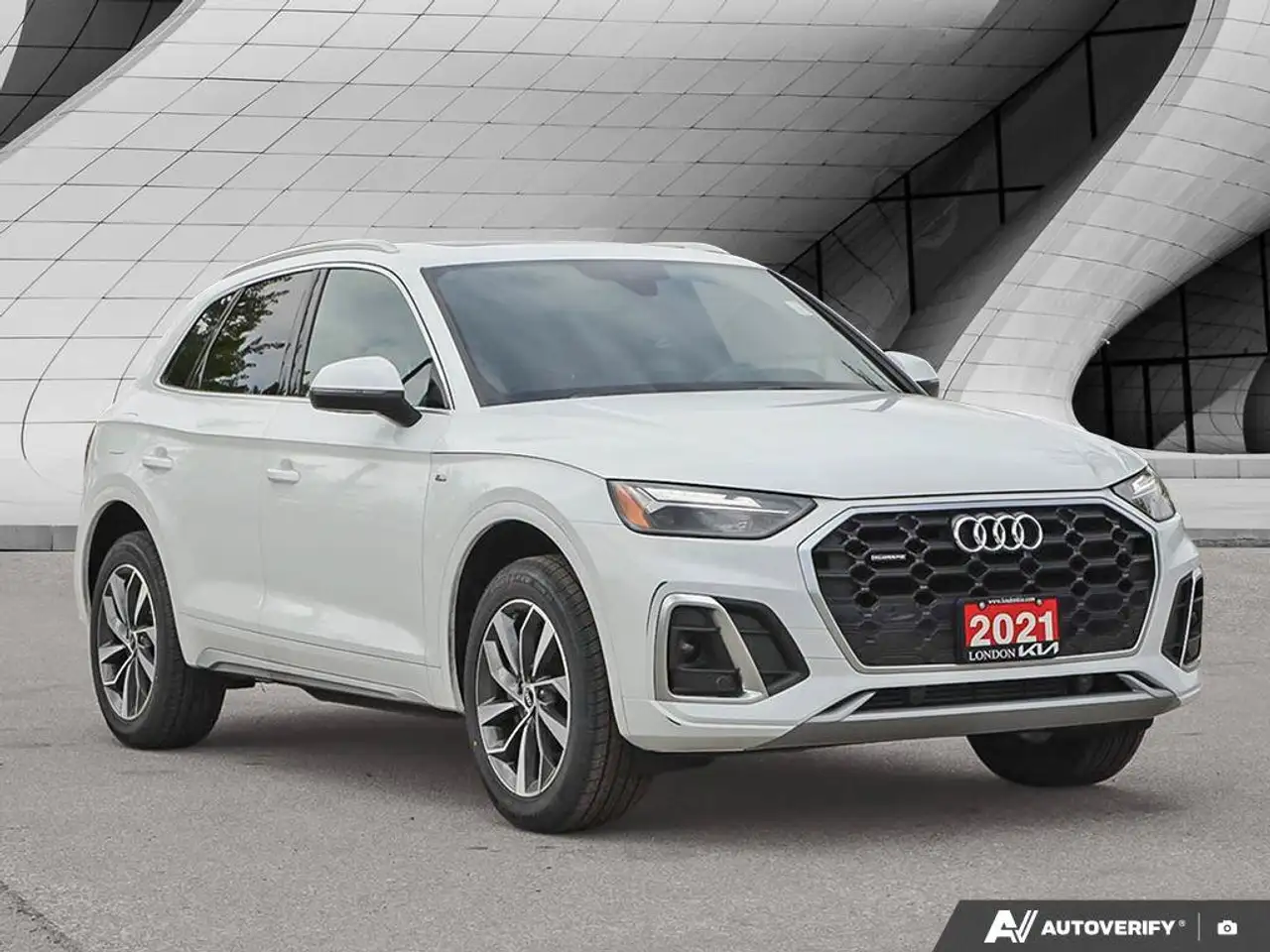 Audi Q5 photo Audi Q5