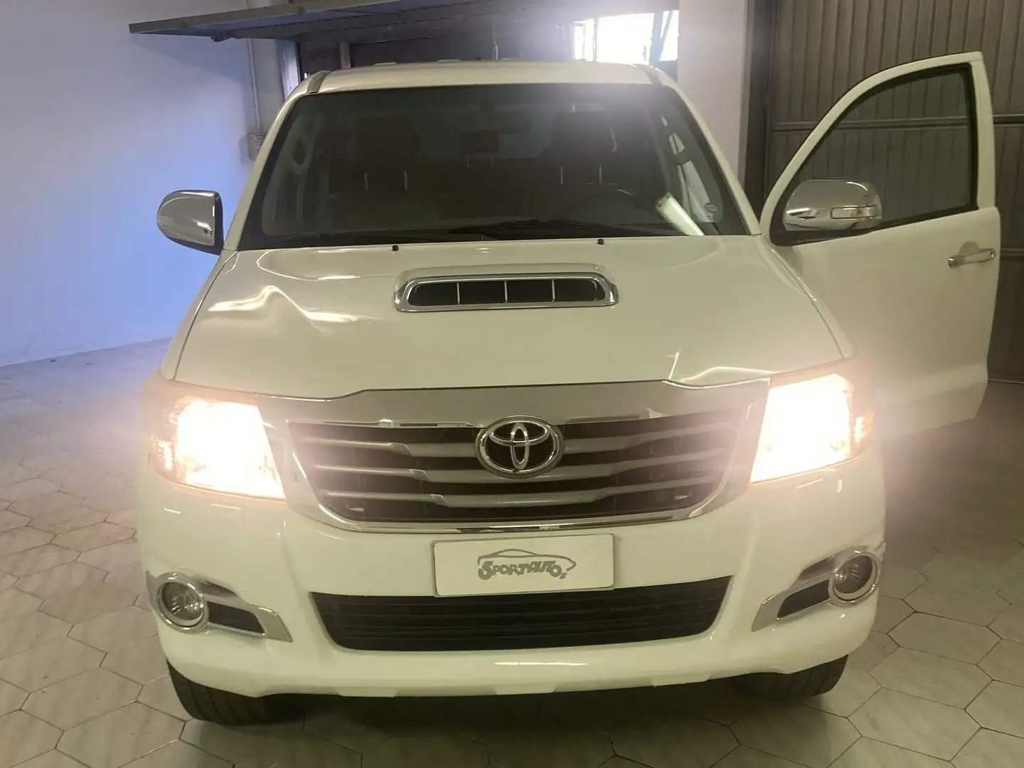 Toyota Hilux 3.0 double cab Stylex auto Alb - 1