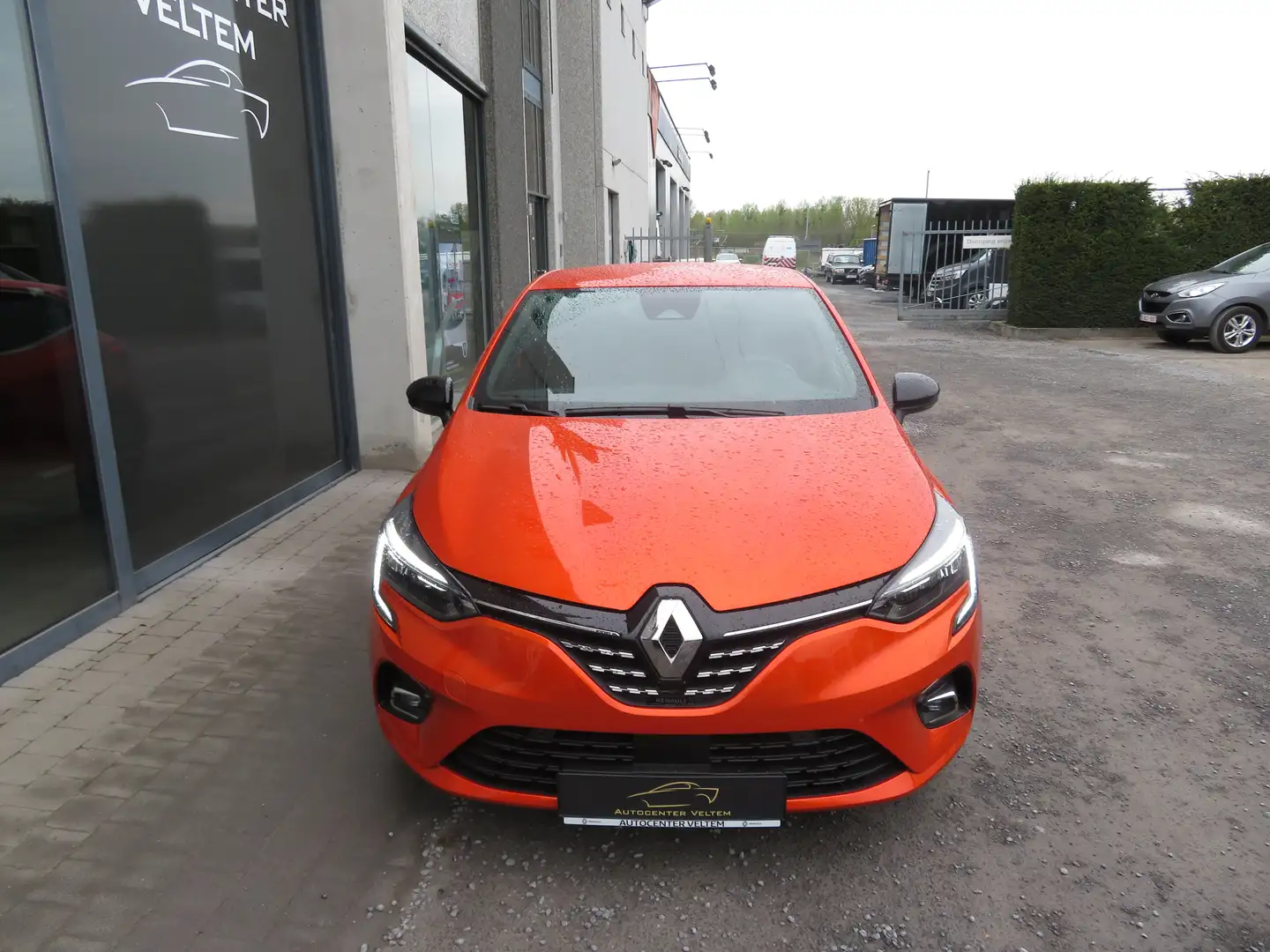 Renault Clio 1.6i E-TECH Hybrid Techno Naranja - 2