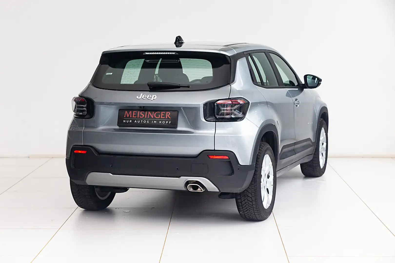 Jeep Avenger 1.2 GSE T3 Altitude Silber - 2