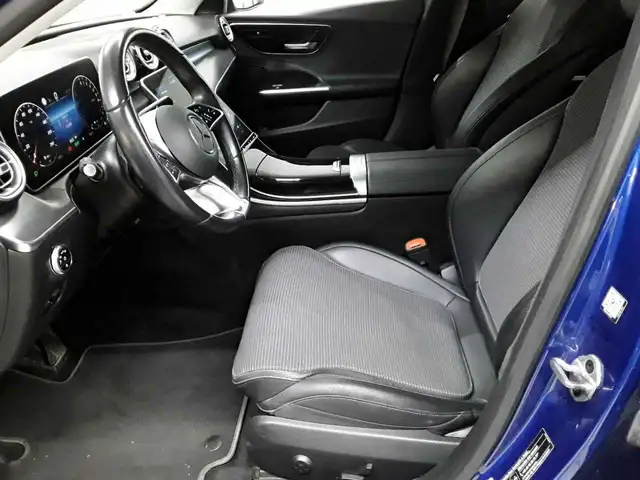 Mercedes-Benz C-Class view 7