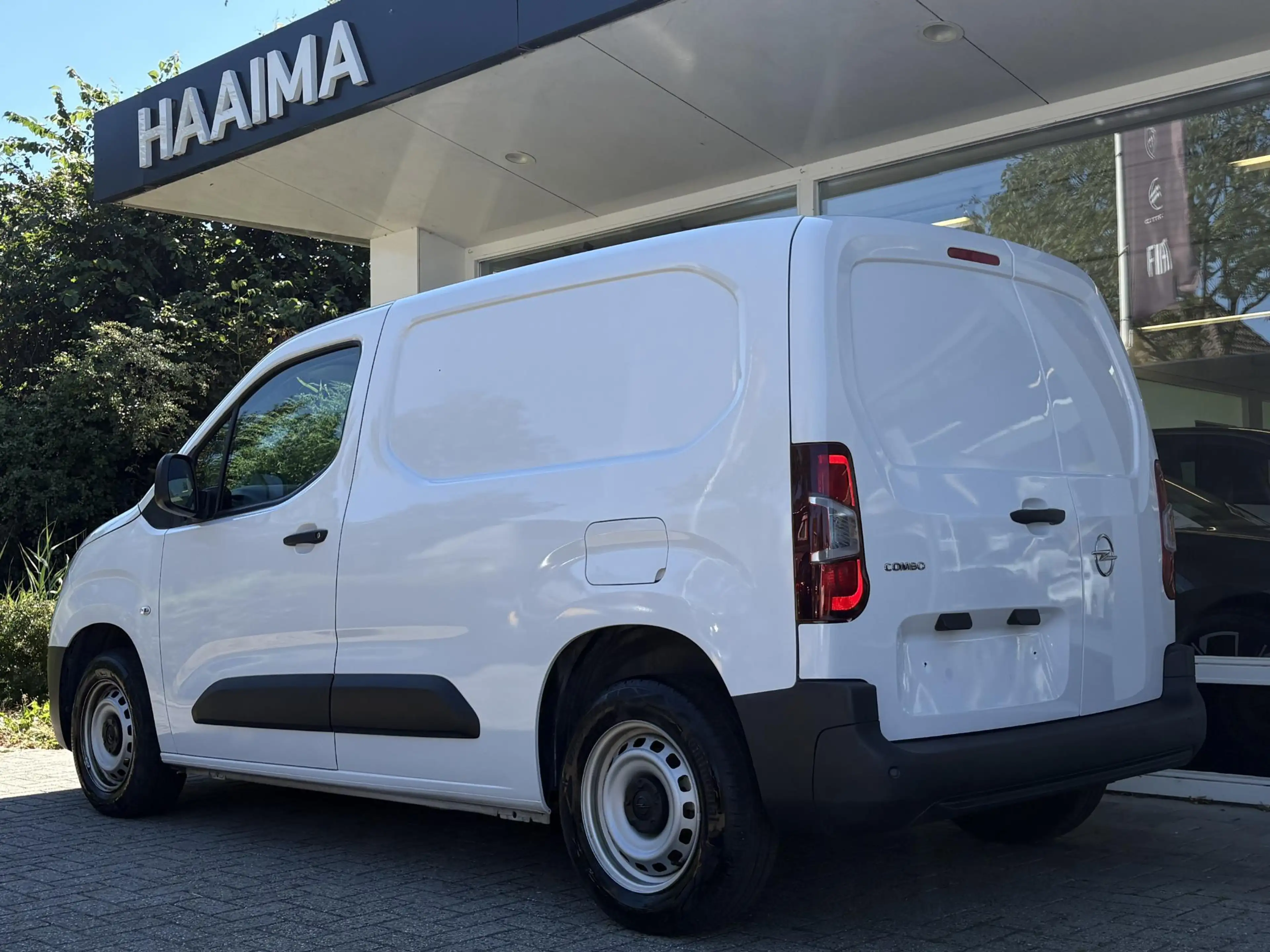 Opel Combo 1.5 BlueHDi 100 S&S L1 | Apple Carplay/Android Aut — photo 4