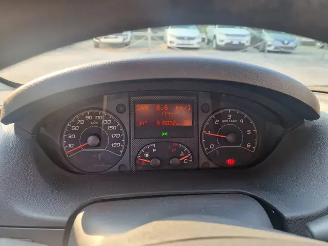 Peugeot Boxer view 12