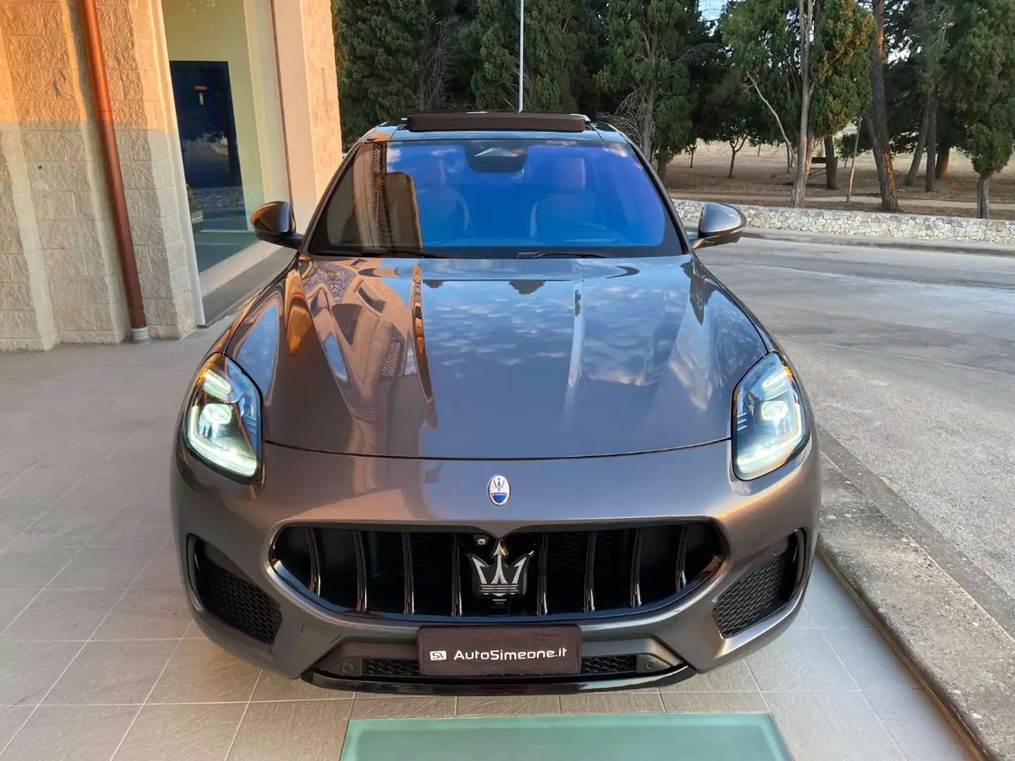 Maserati Grecale Grecale MHEV 330 CV Modena TETTO APR/PAN Grigio - 2