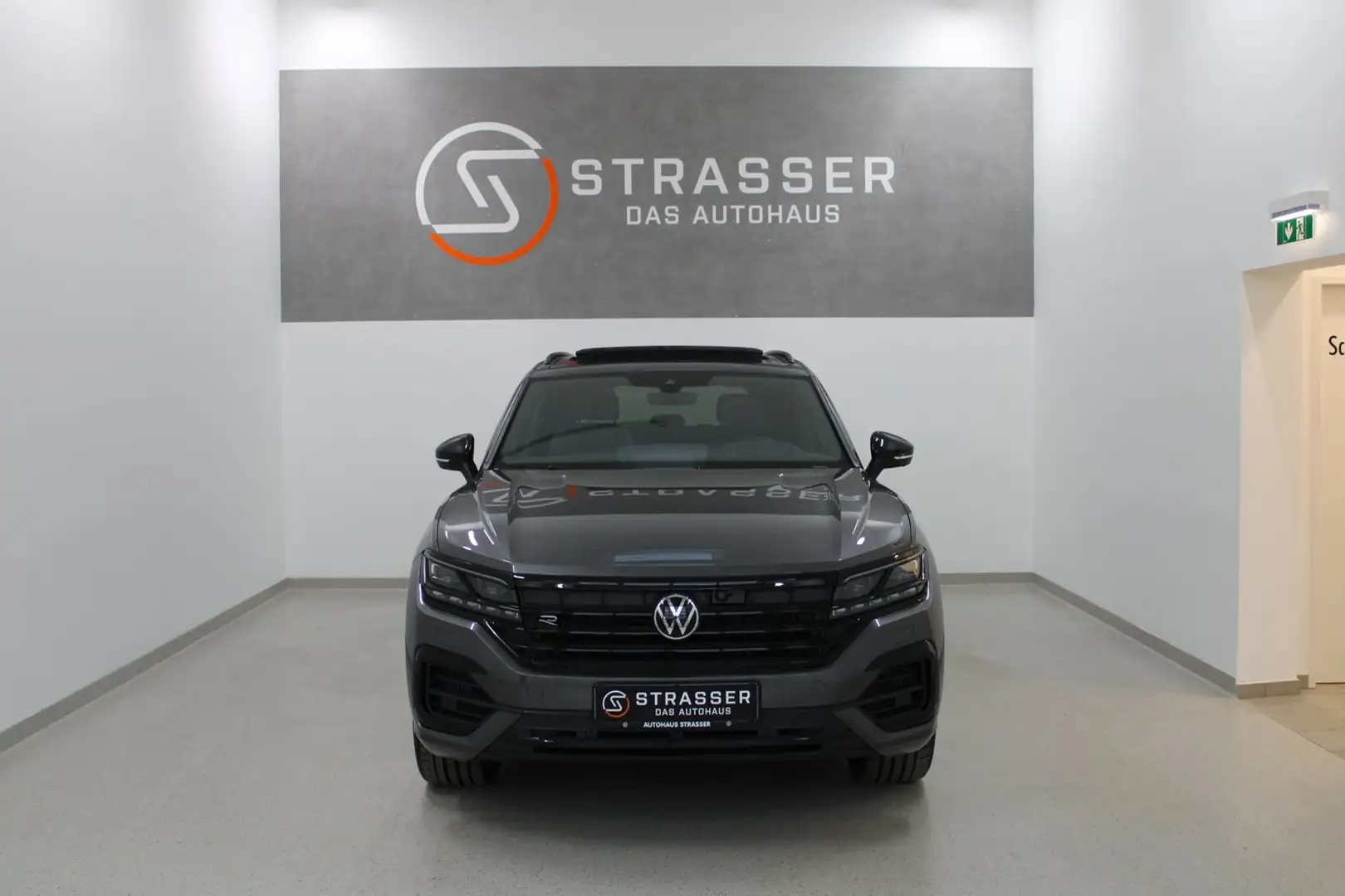Volkswagen Touareg R eHybrid 4MOTION Grau - 2