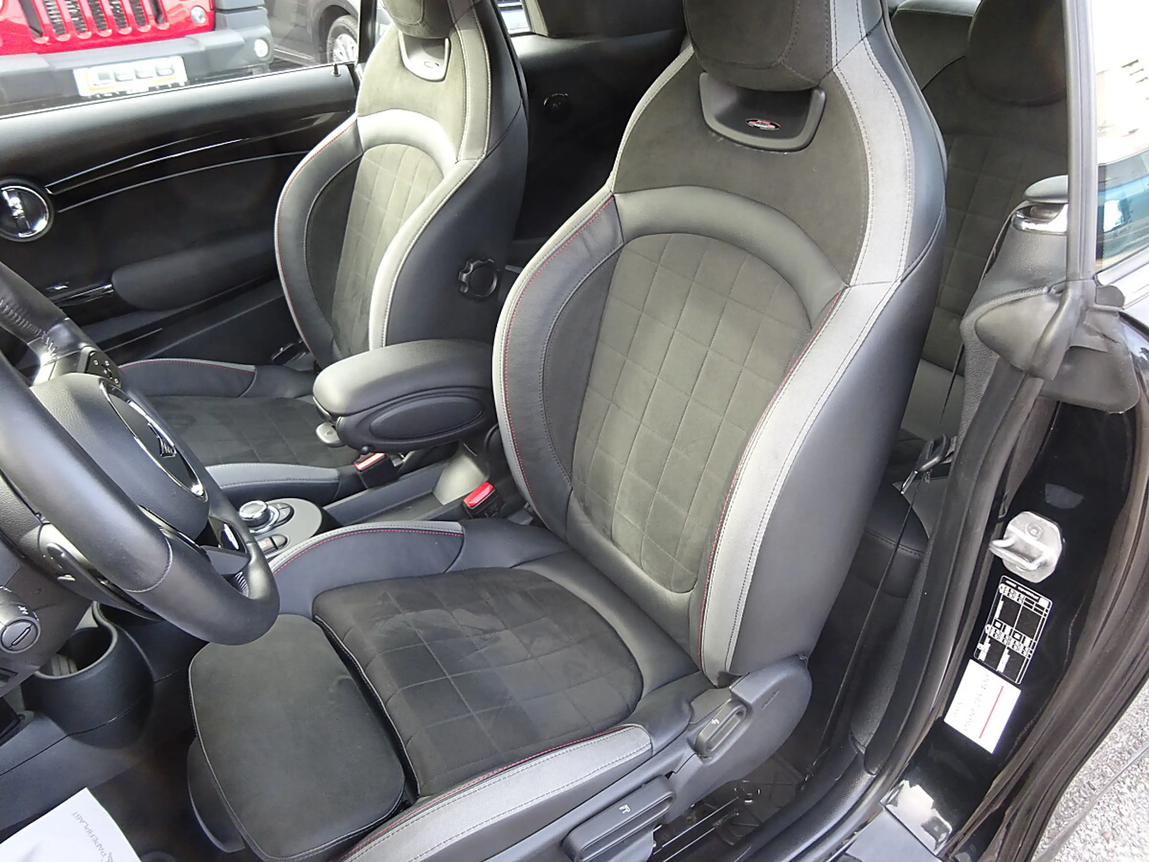 MINI John Cooper Works Cabrio MINI John Cooper Works Cabrio Aut. — photo 5