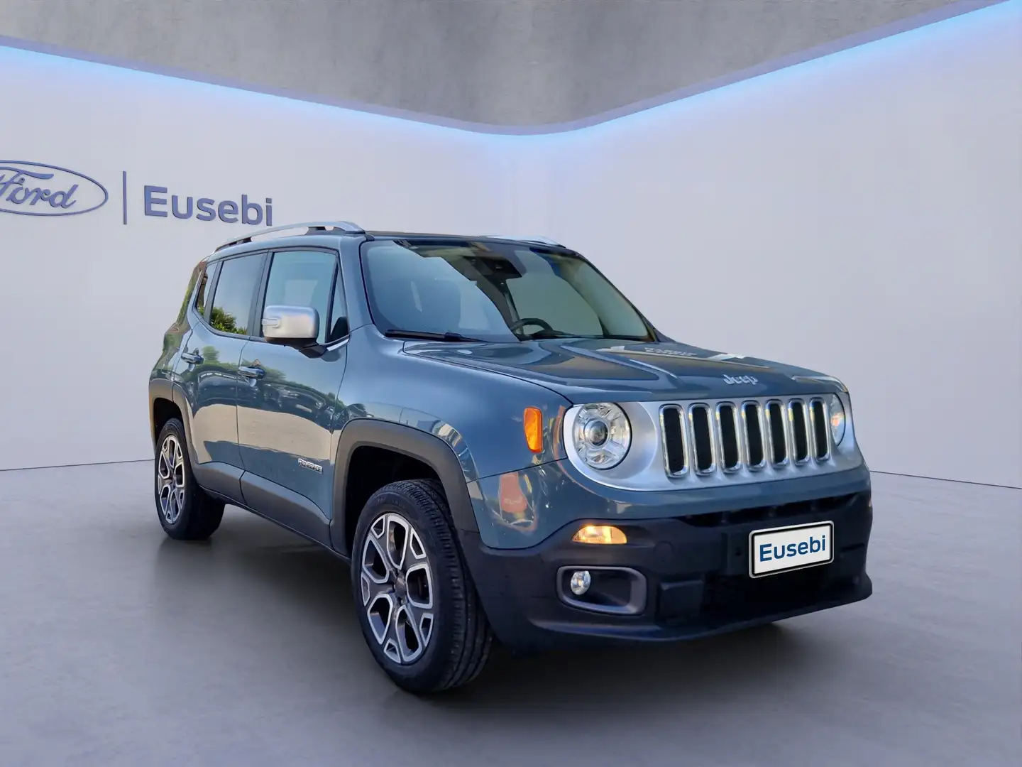Jeep Renegade 2.0 Mjt 140CV 4WD Active Drive Limited Grau - 1