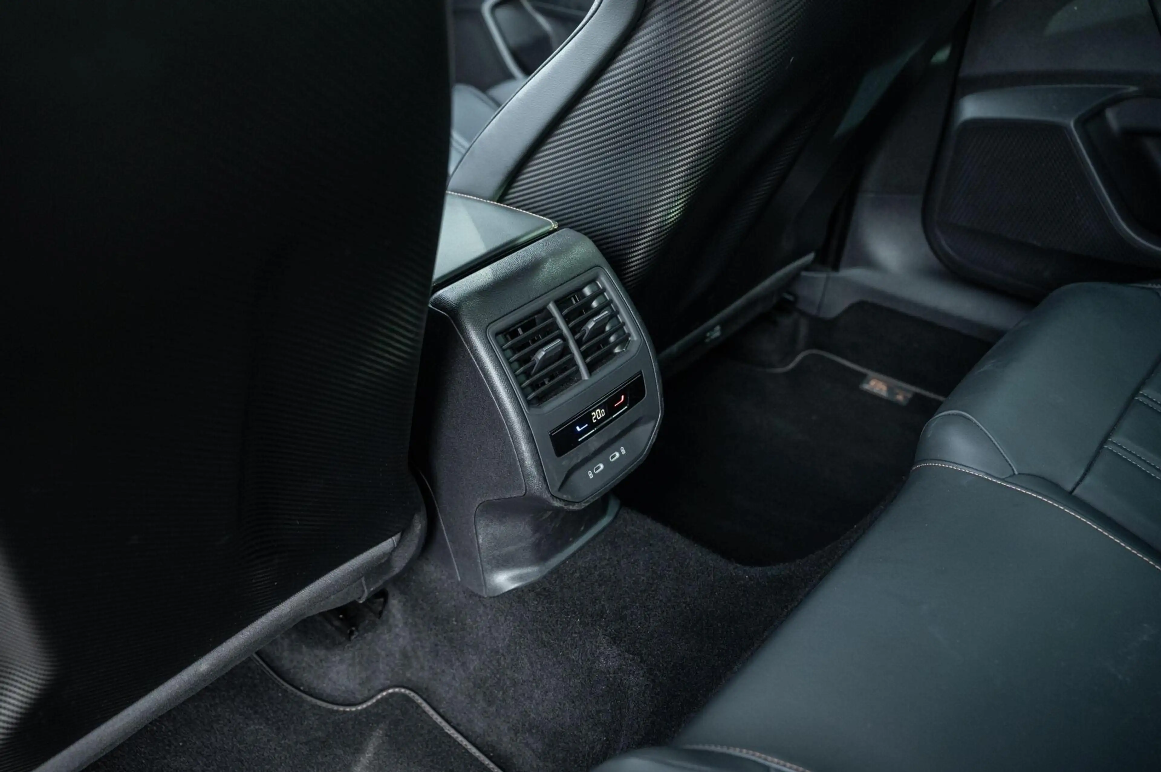 CUPRA Formentor VZ5 2.5 TSI SCHAALSTOELEN CAMERA BEATS ACC — photo 21