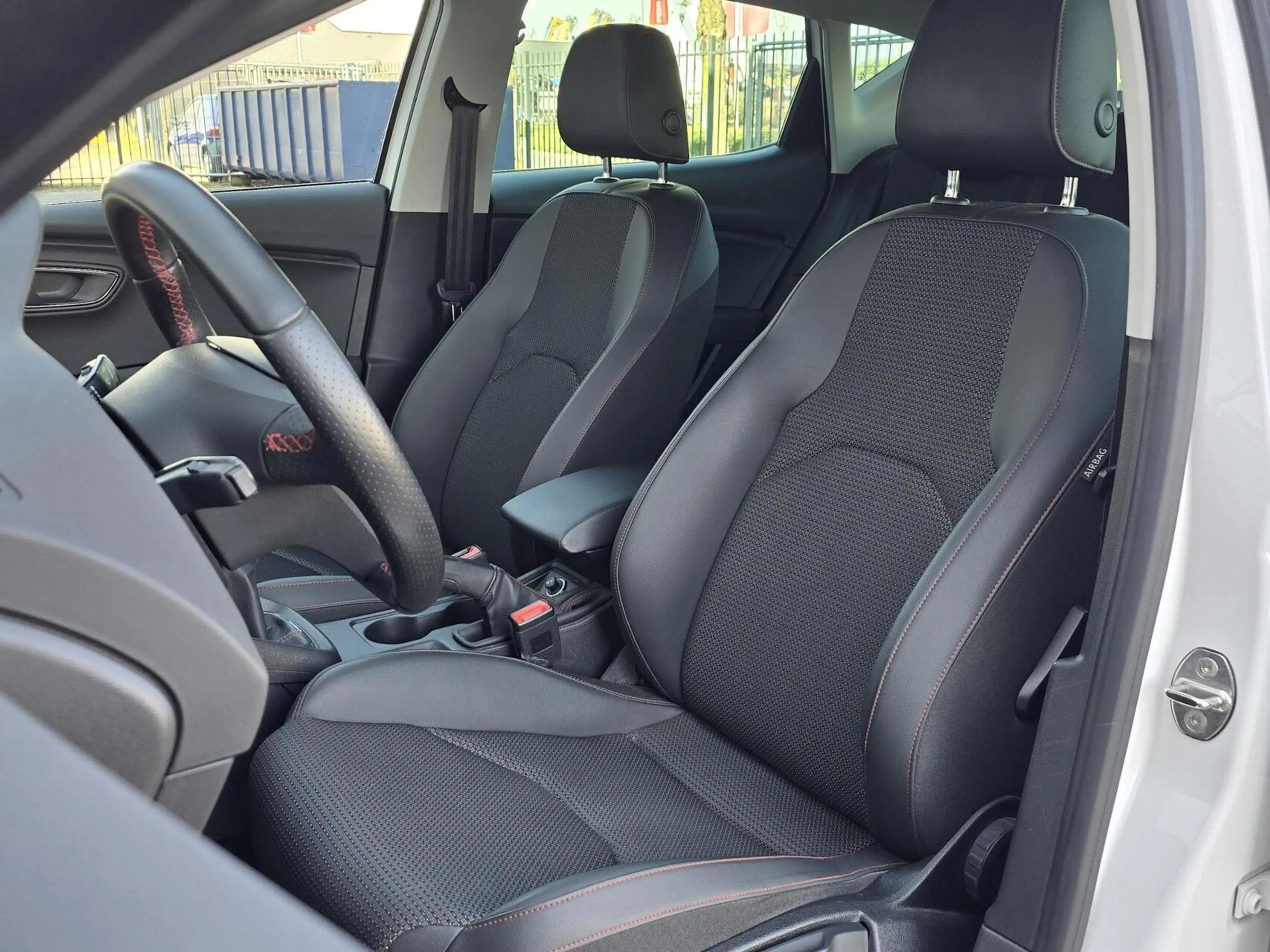SEAT Leon 1.4 FR|CARPLAY|CRUISE|SEAT SOUND|STOELVERWARMING — photo 5