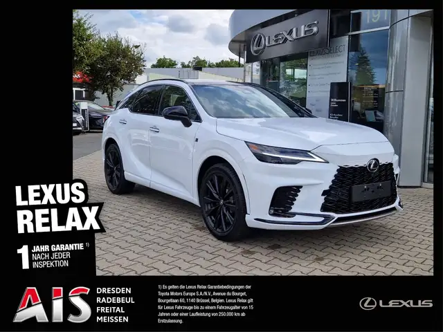 Lexus RX 500h F-Sport Performance Mark Leivinson Pano