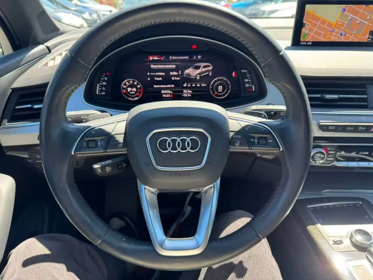 Audi Q7 photo Audi Q7
