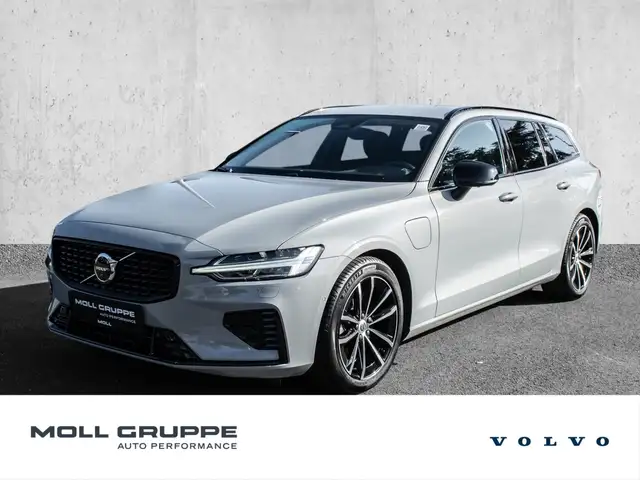 Volvo V60 T8 AWD Plus Dark Plug in Hybrid AHK STANDHZG