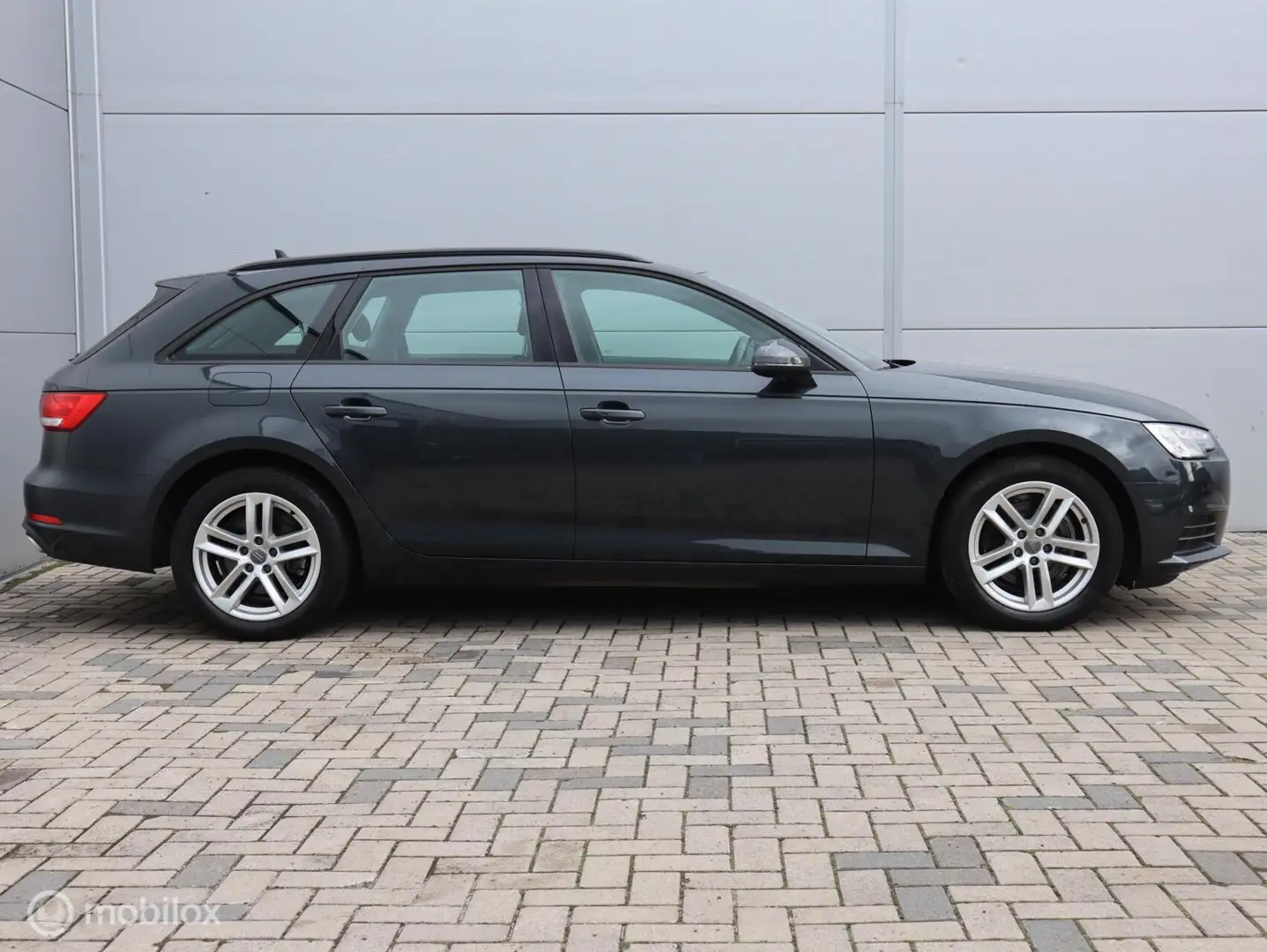 Audi A4 Avant 35 TDI Automaat Camera Cruise Clima PDC LED Grigio - 2