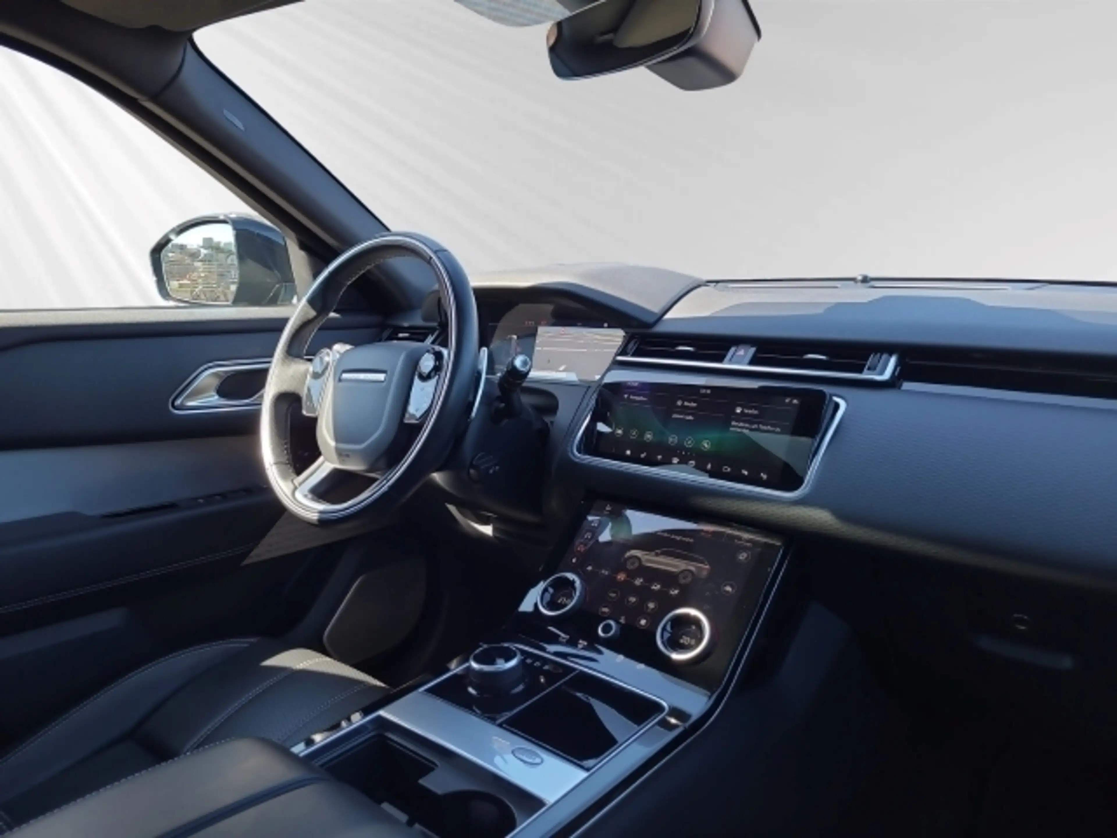 Land Rover Range Rover Velar D300 R-Dynamic SE — photo 11