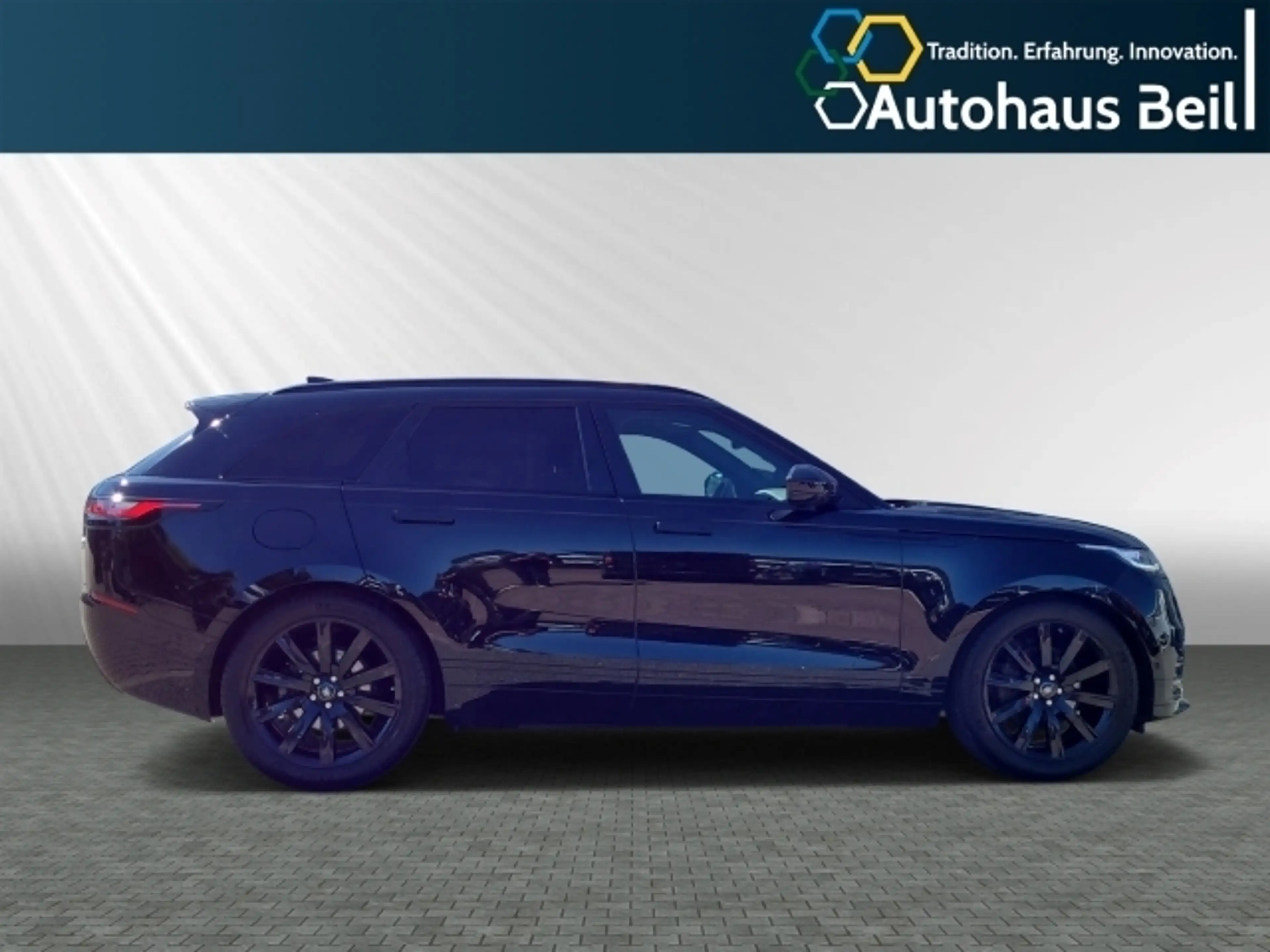 Land Rover Range Rover Velar D300 R-Dynamic SE — photo 4