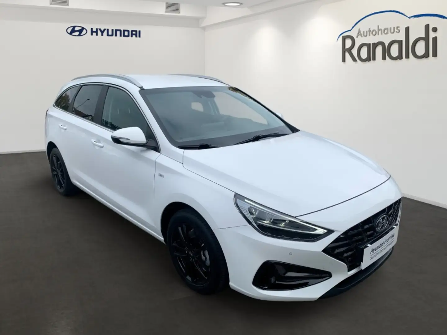Hyundai i30 Kombi++1500ccm++159PS MILD HYBRID++ Wit - 2
