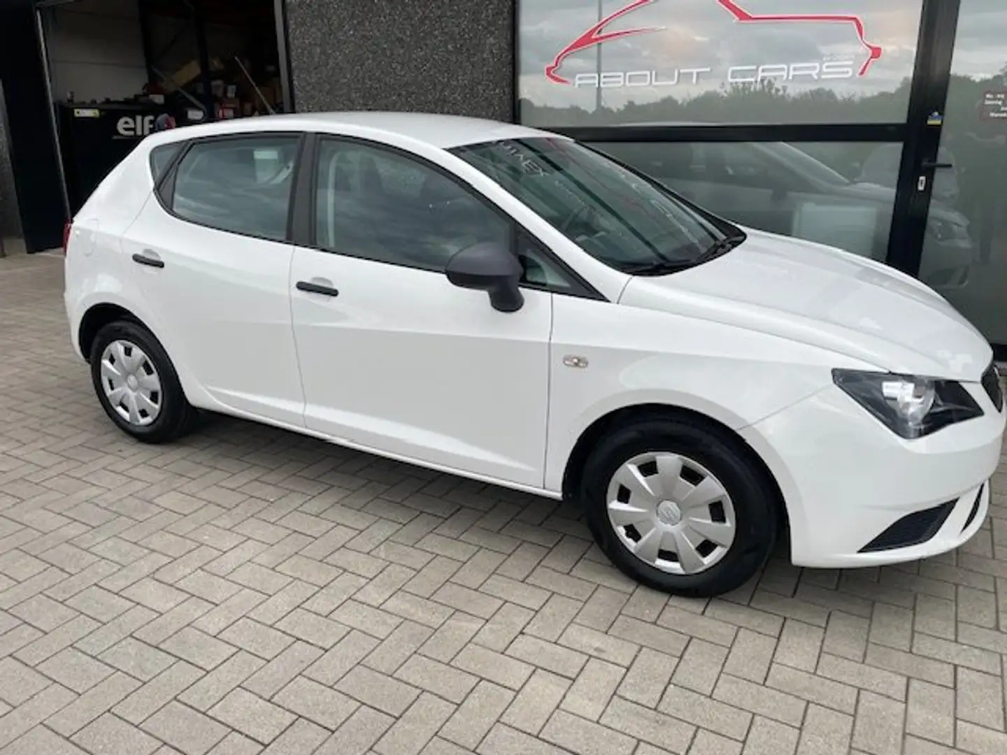 SEAT Ibiza 1.2i ** CARPASS ** KEURING ** 1 JAAR GARANTIE ** Blanc - 2