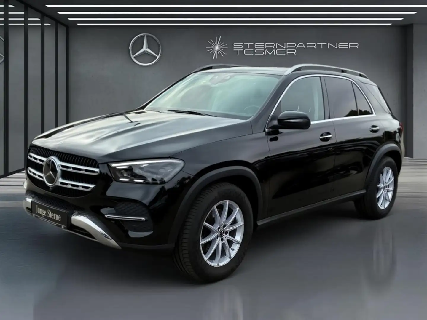 Mercedes-Benz GLE 300 d 4M Panorama 360° Distr. Multib. Burme. Schwarz - 1