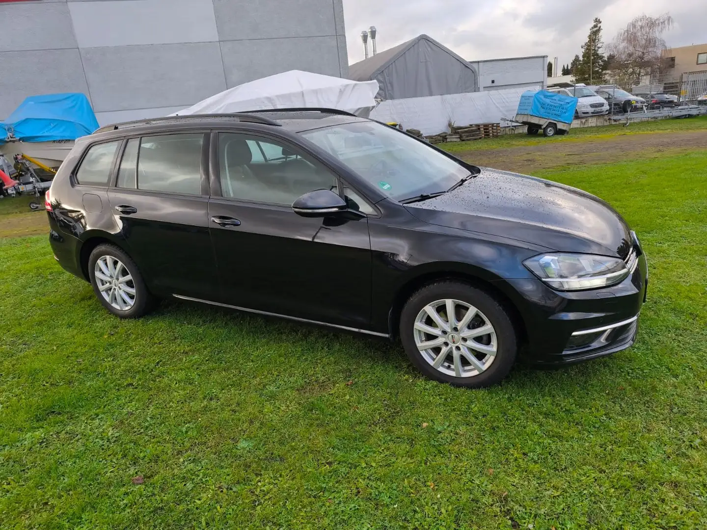 Volkswagen Golf Variant Comfortline Navigation, DSG Automatik, Klimaautom Schwarz - 1