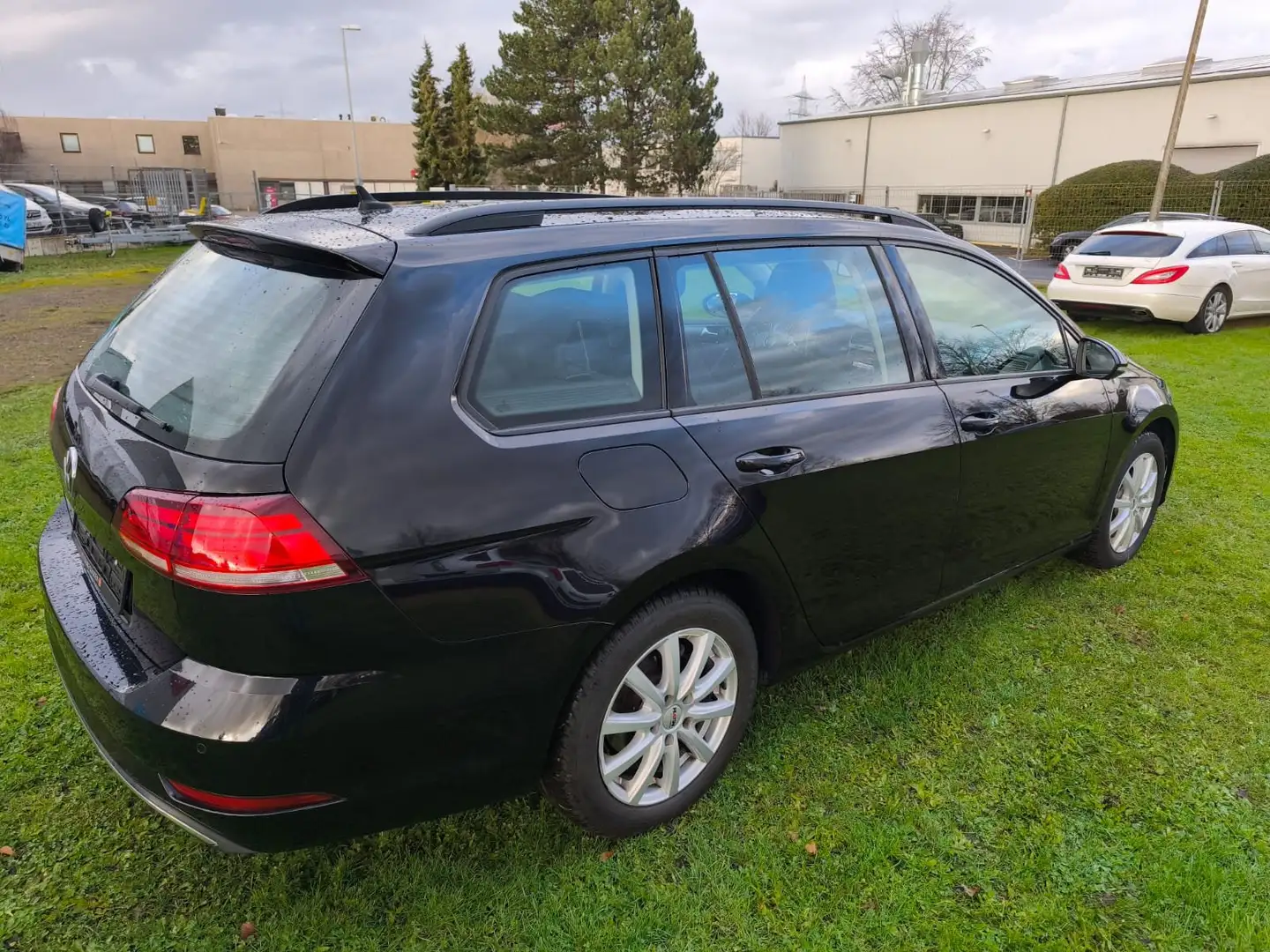 Volkswagen Golf Variant Comfortline Navigation, DSG Automatik, Klimaautom Schwarz - 2