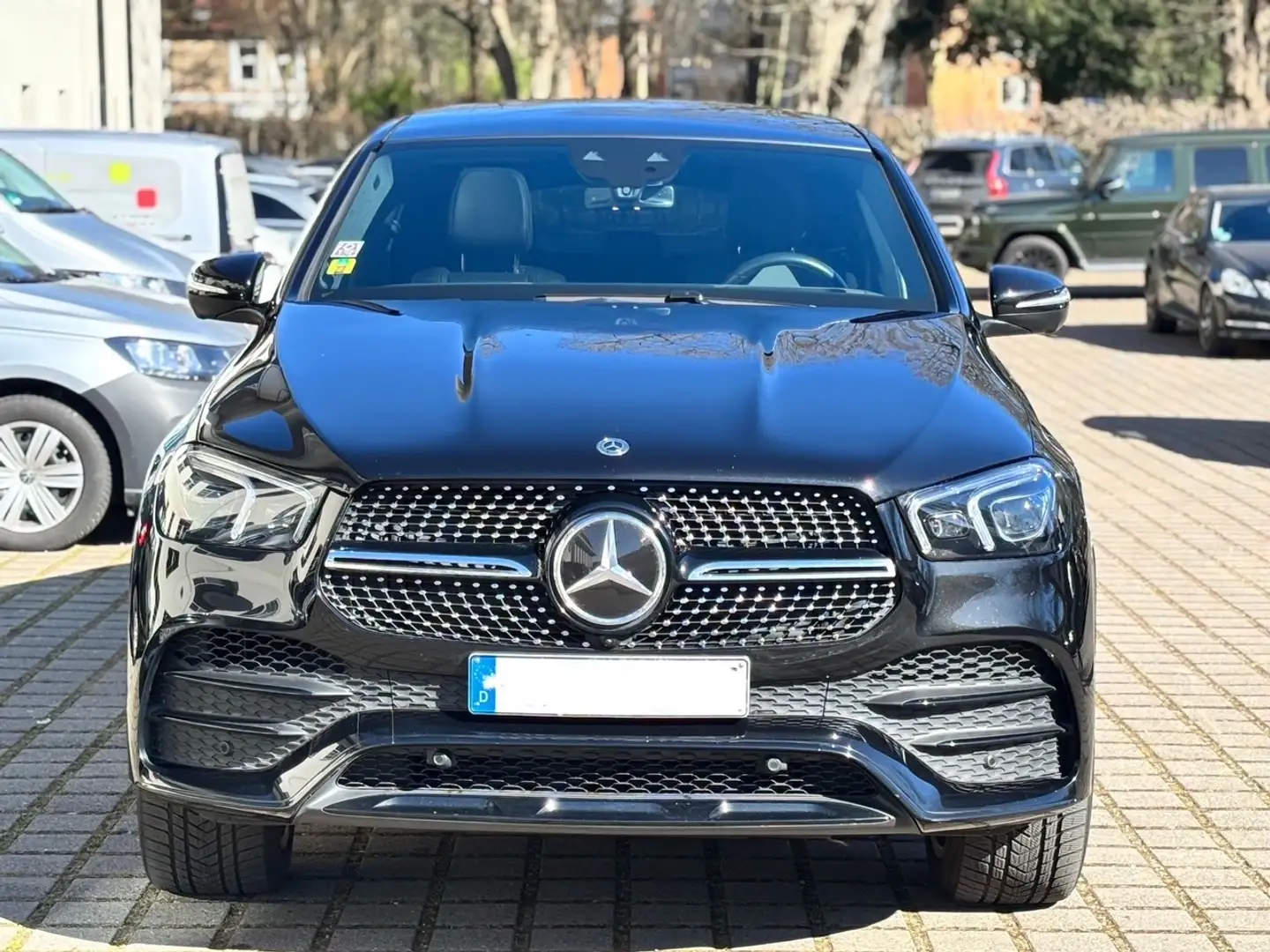 Mercedes-Benz GLE 400 GLE-Coupe 400 d 4Matic 9G-TRONIC AMG Line Schwarz - 1