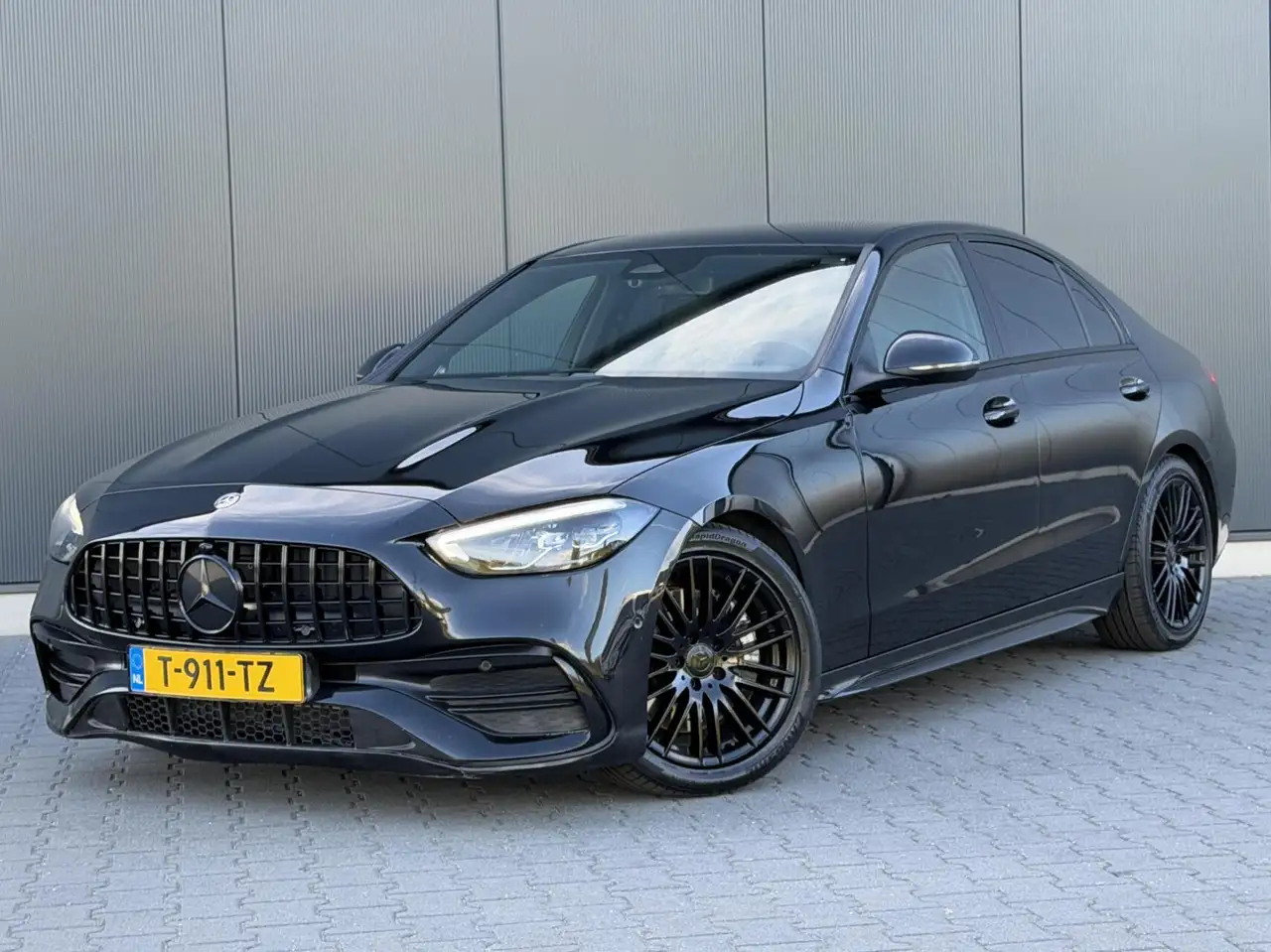 Mercedes-Benz C 180