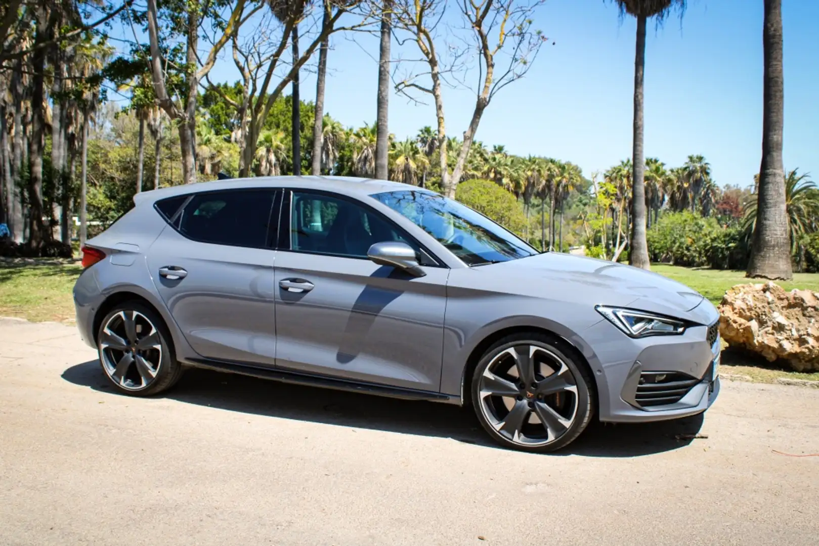 CUPRA Leon 1.4 TSI VZ e-Hybrid DSG 245 Grey - 2