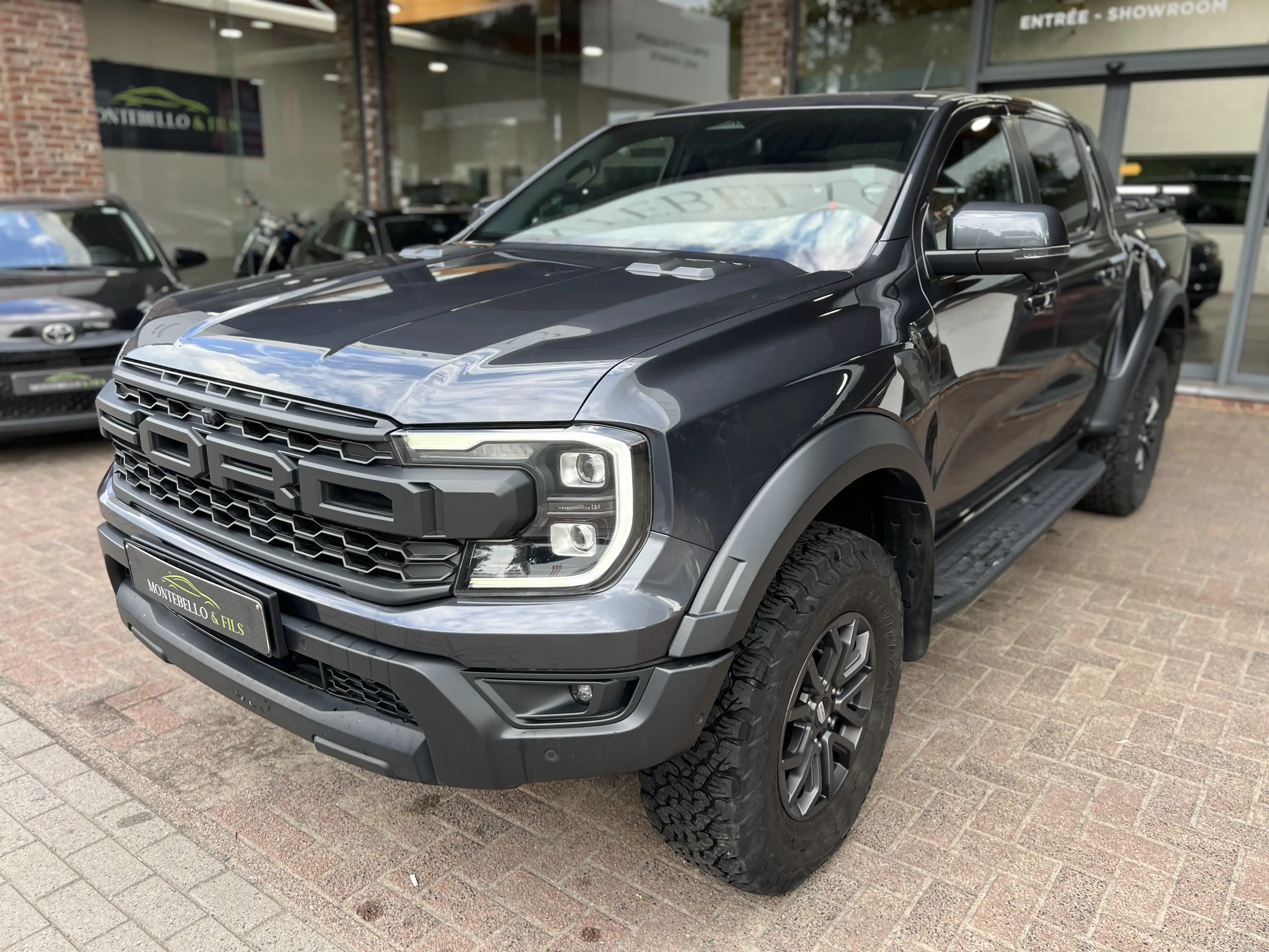 Ford Ranger Raptor 3.0 V6 EcoBoost 4WD — photo 2