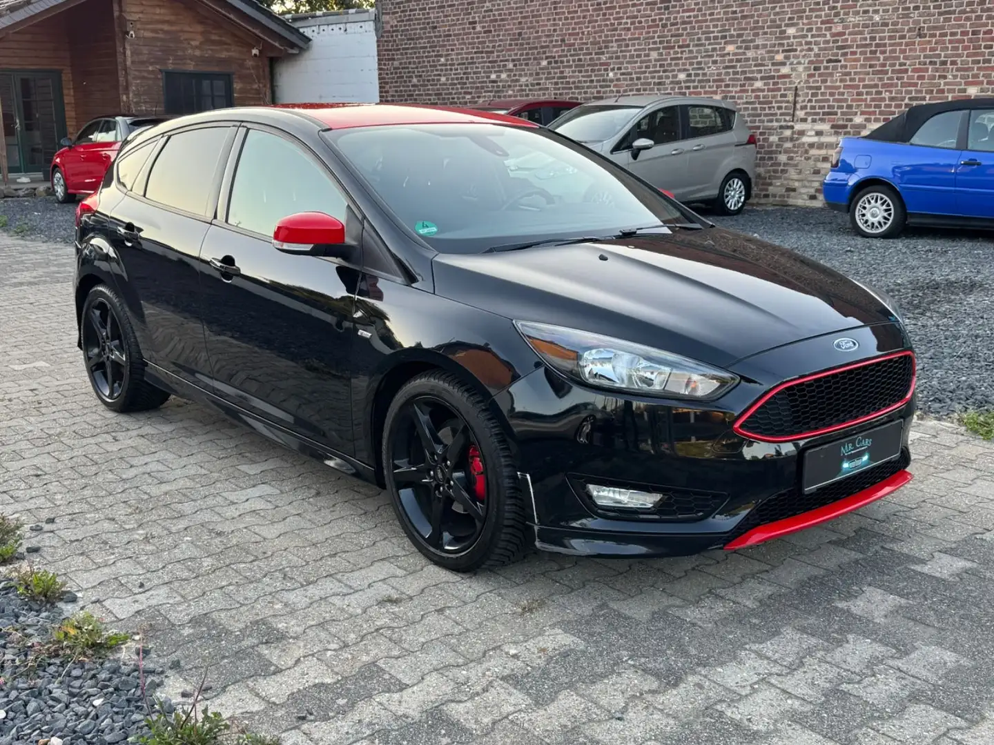 Ford Focus 1,0 EcoBoost 92kW ST-Line Black Schwarz - 2