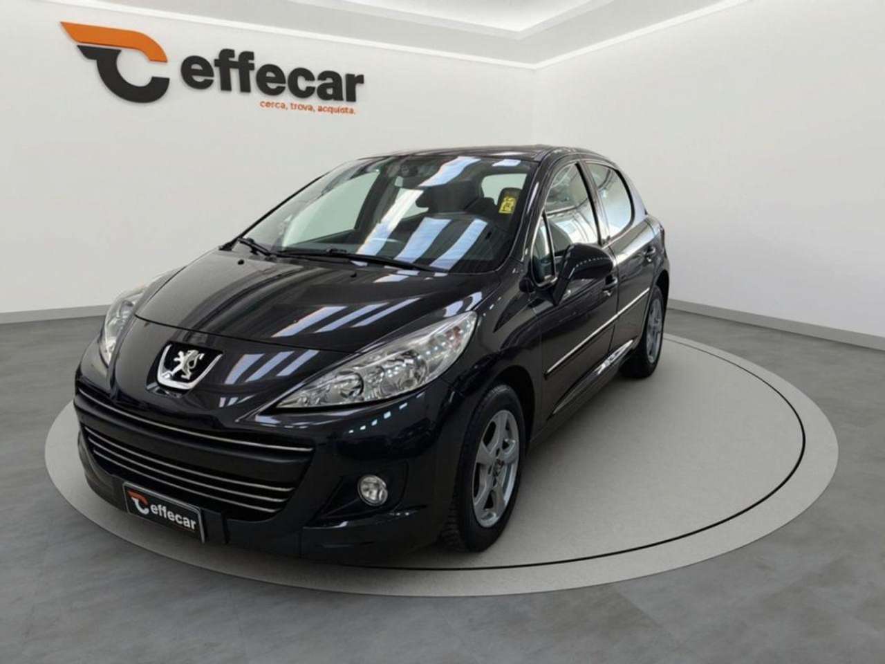 Peugeot 207 1.4 8V 75CV 5p. Special Edition
