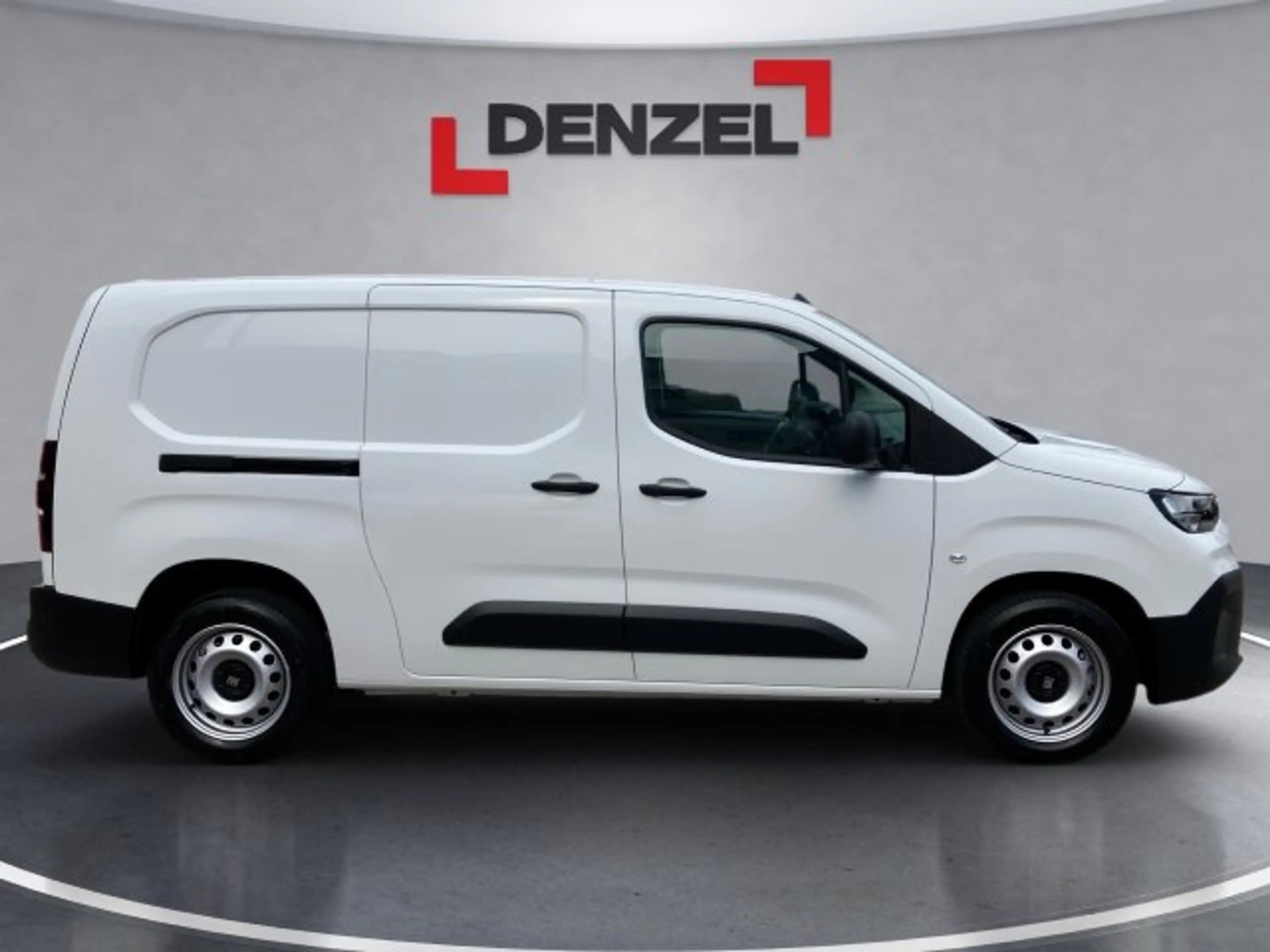 Fiat Doblo KW XL Diesel 100 Manuell — photo 5