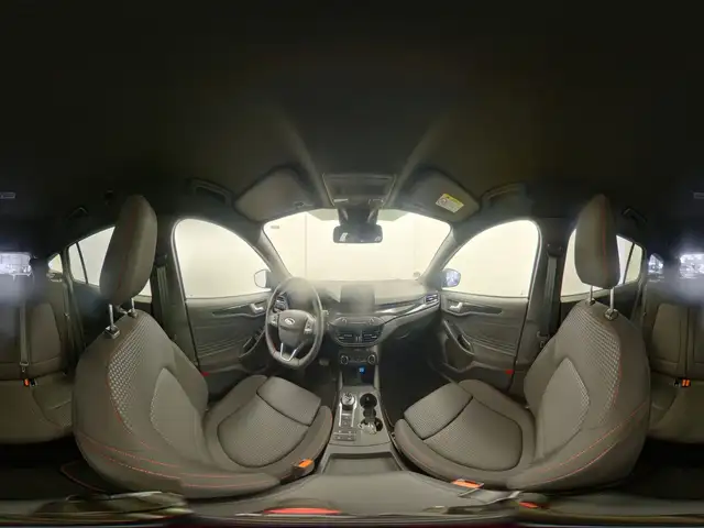 Ford Focus view 7