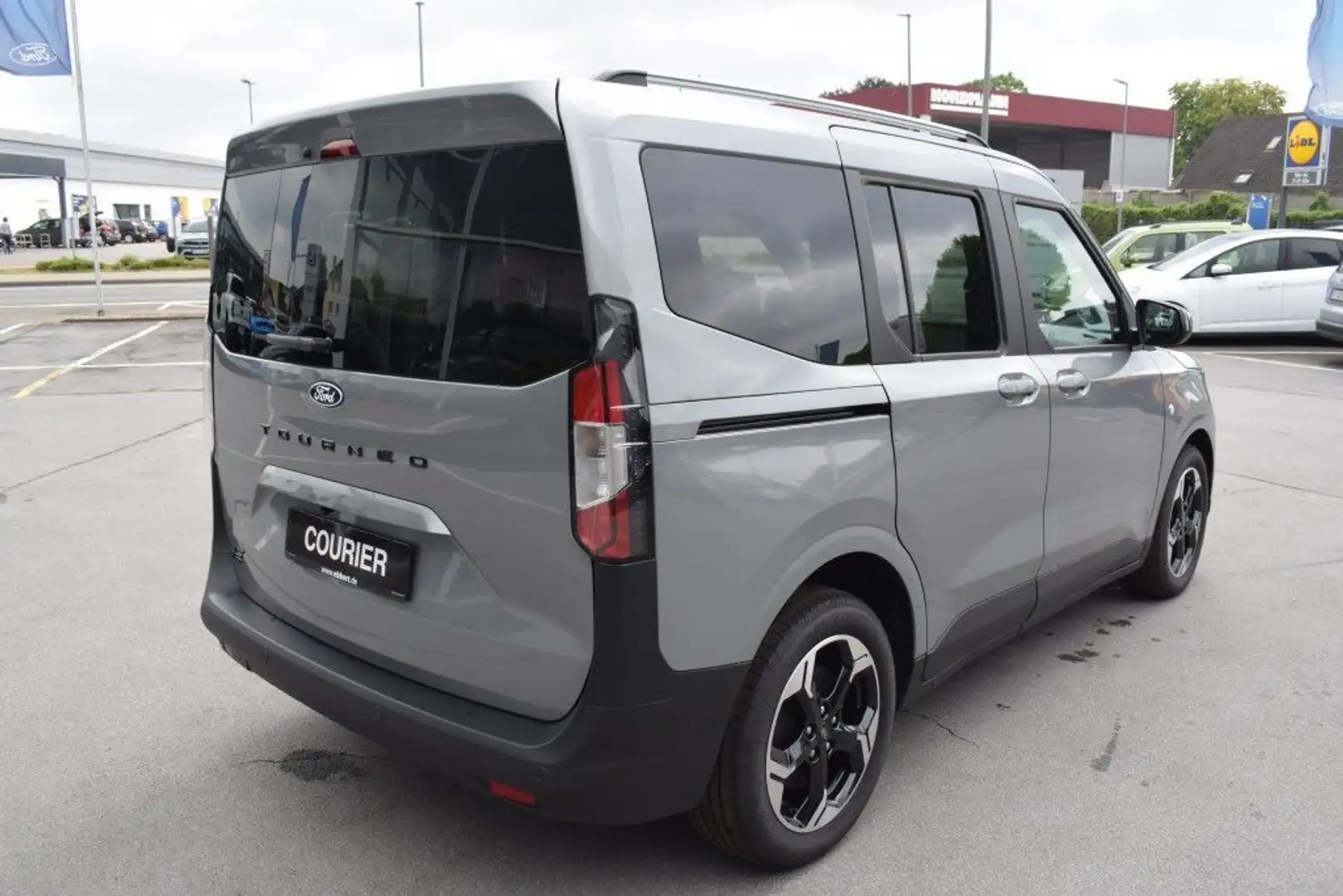 Ford Tourneo Courier 54 kWh TITANIUM Zilver - 2