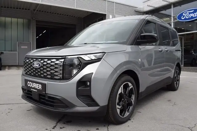 Ford Tourneo Courier 54 kWh TITANIUM