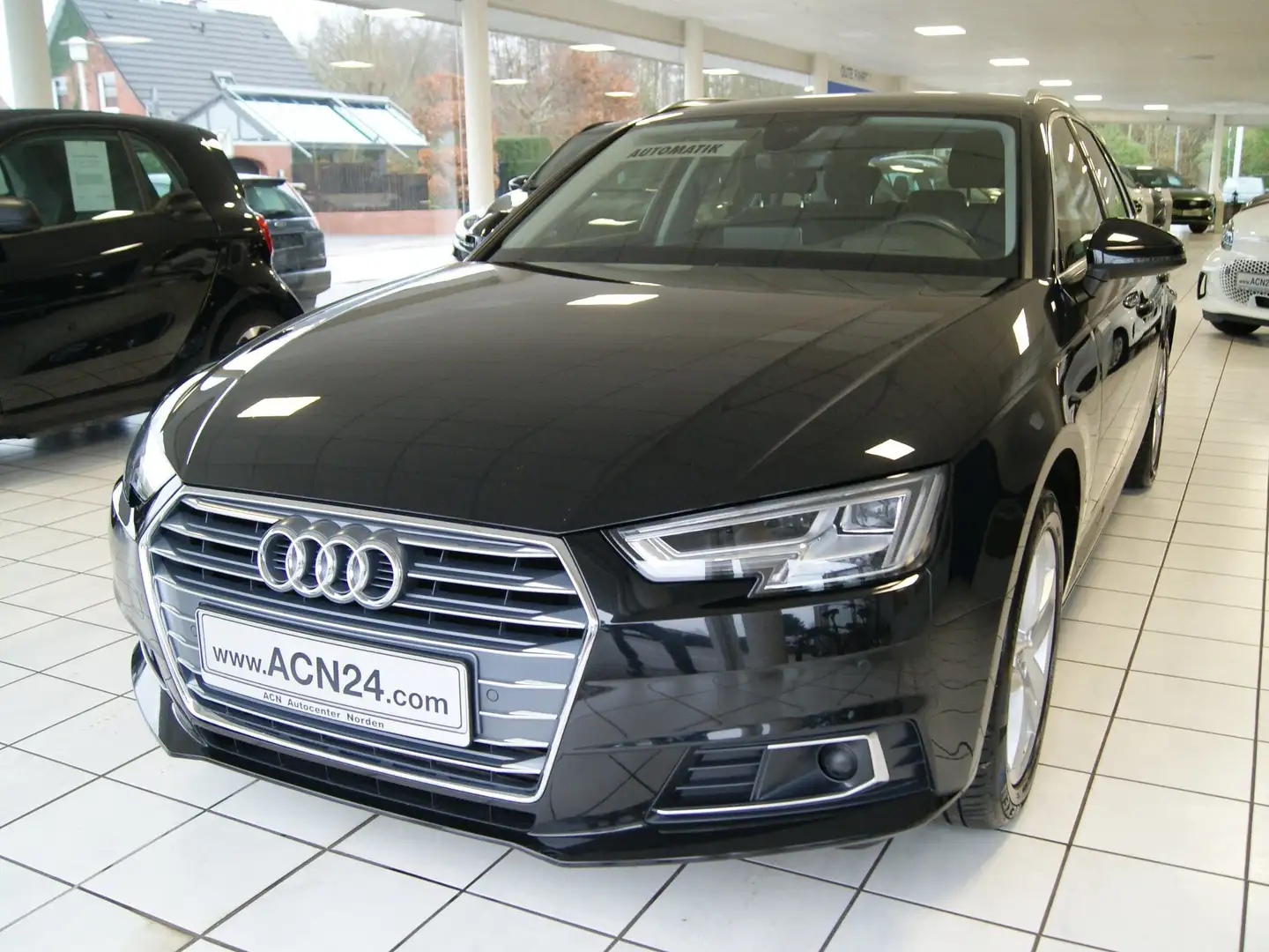 Audi A4 Sport Ultra Automatik Noir - 1