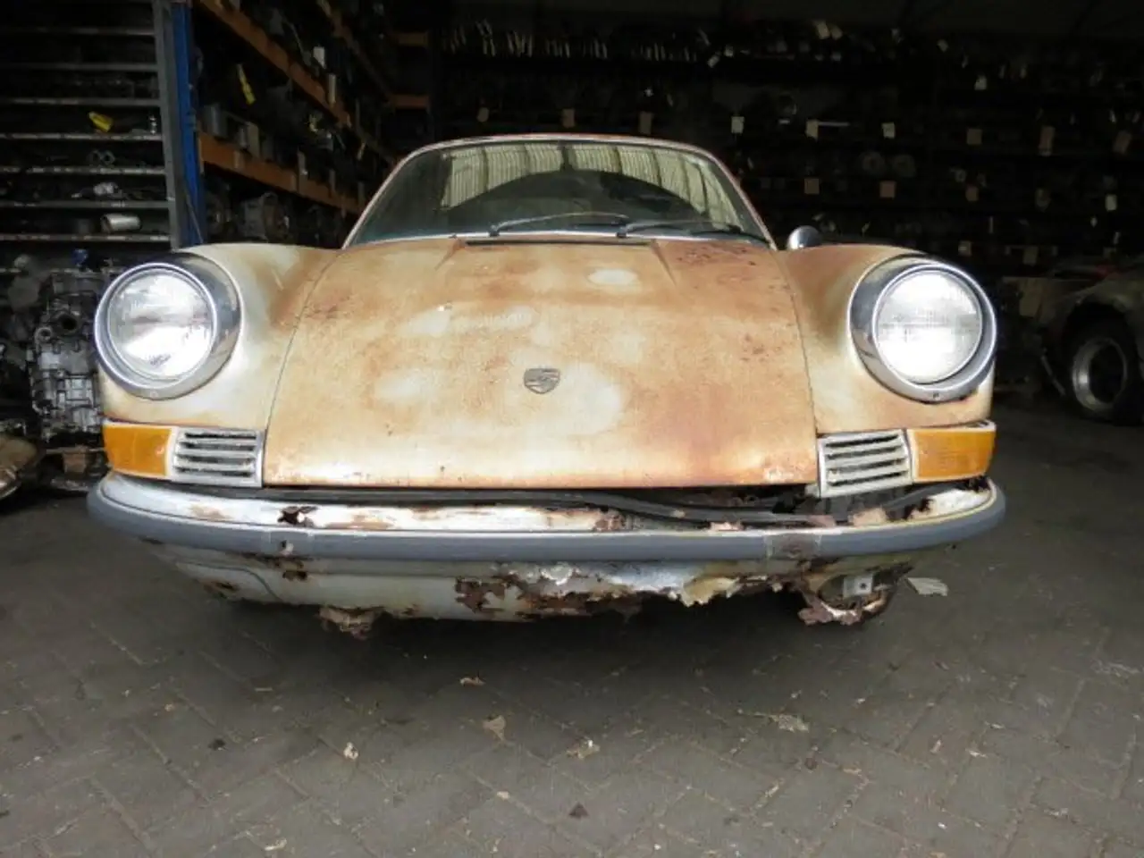 Porsche 911 T coupe opknapper, foto 4