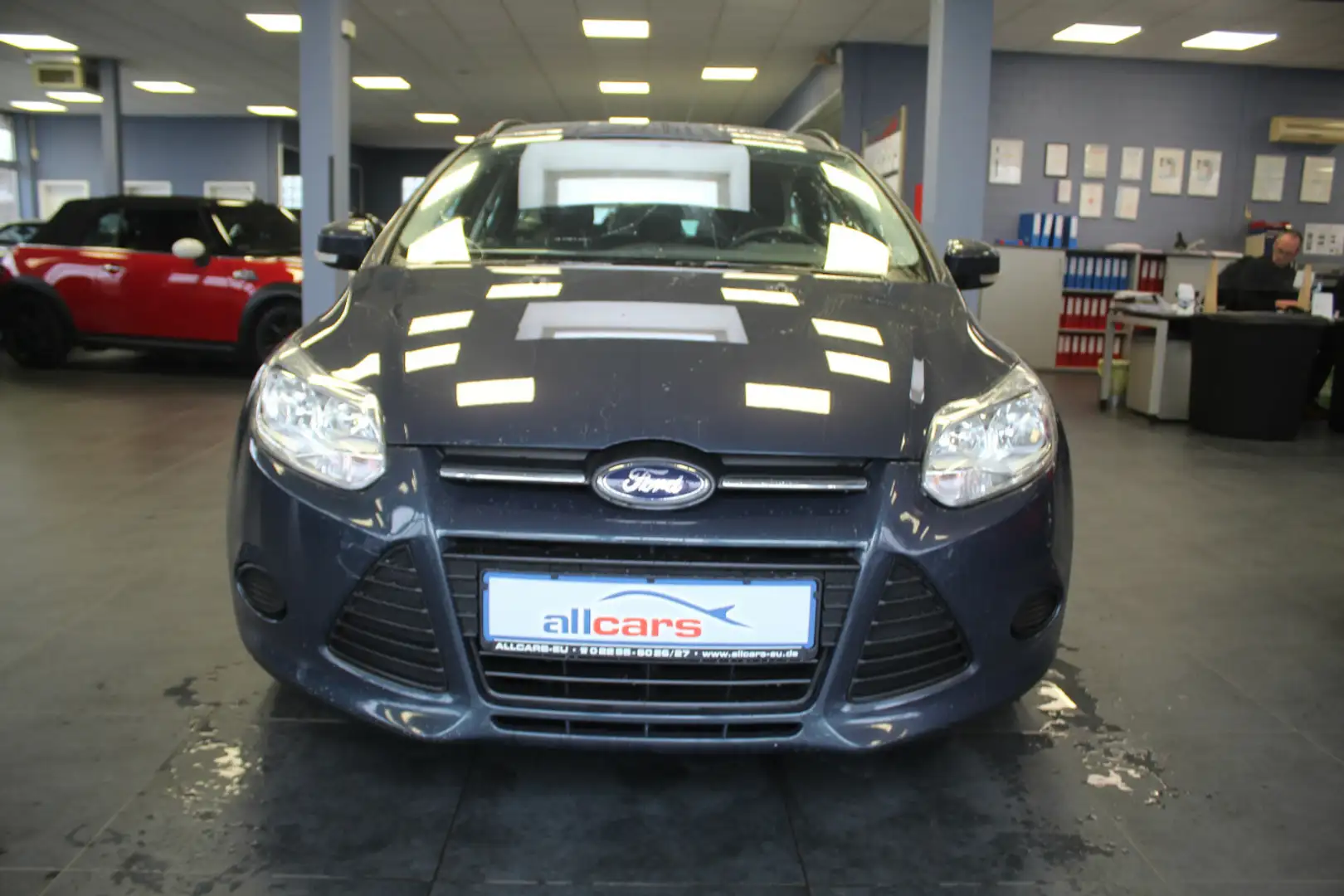 Ford Focus 1.0 EcoBoost - Klima - Grau - 2