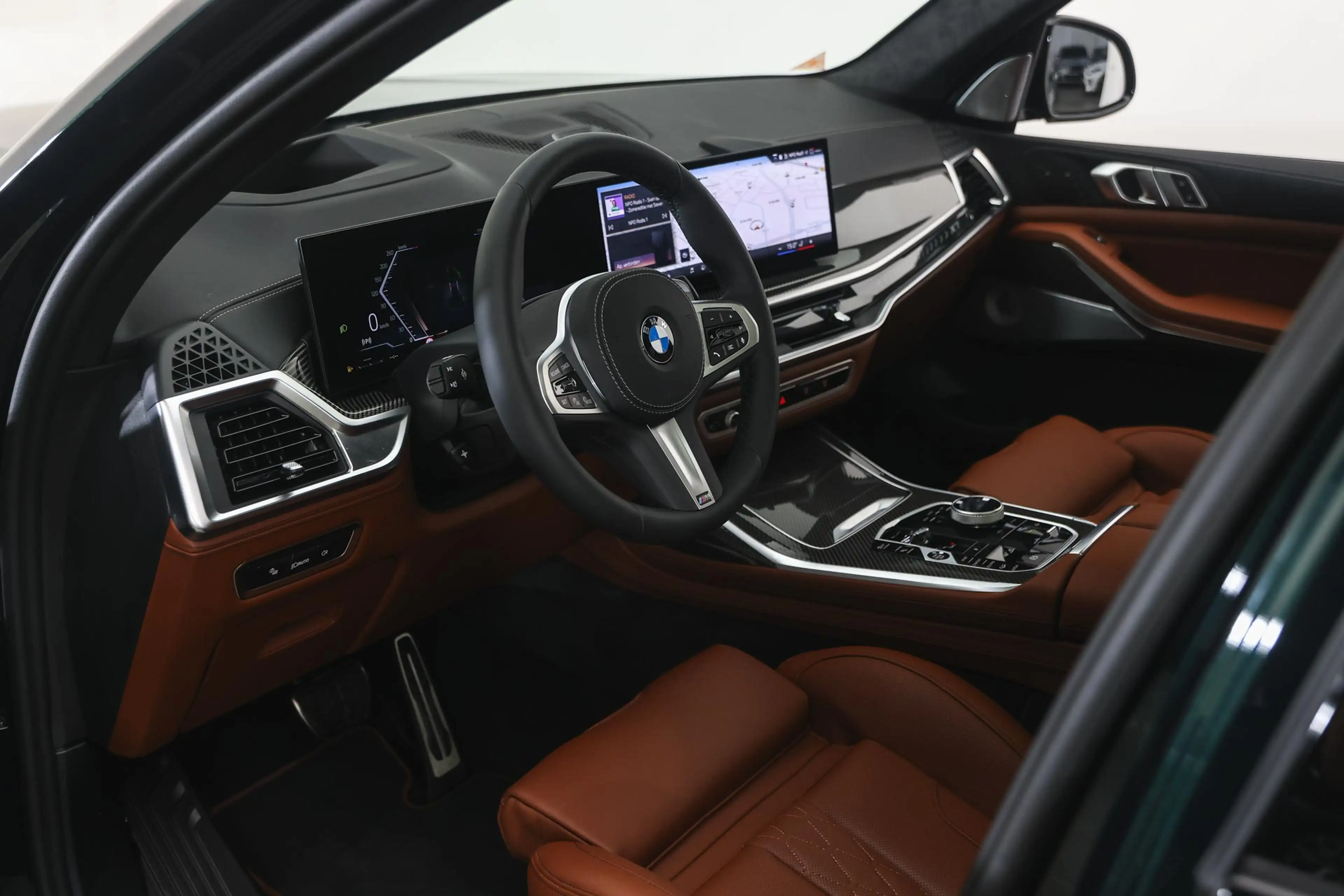 BMW X7 xDrive40i M Sport Automaat / Panoramadak Sky Loung — photo 9
