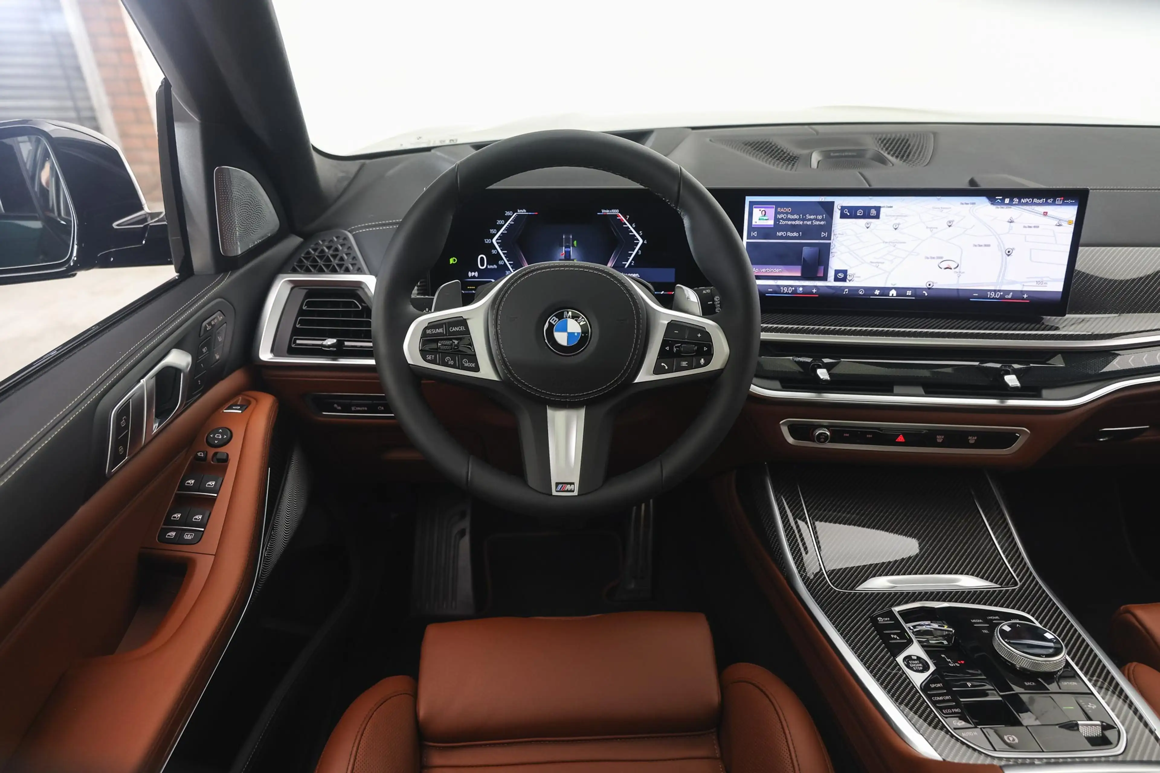 BMW X7 xDrive40i M Sport Automaat / Panoramadak Sky Loung — photo 3