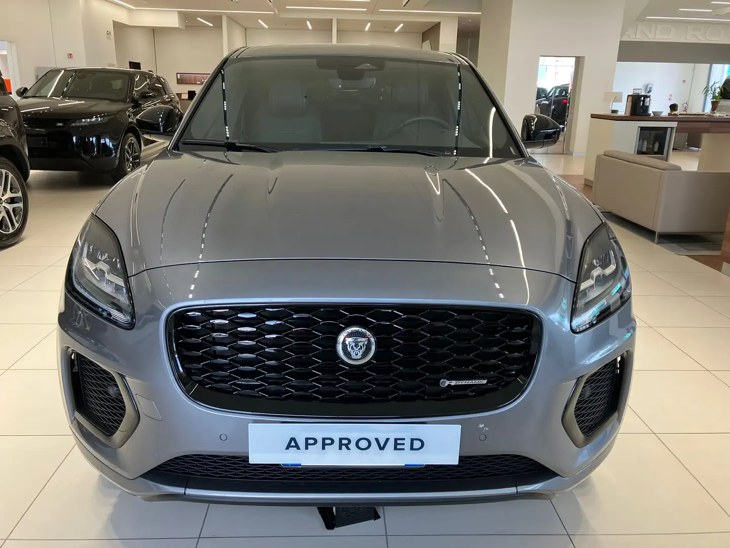 Jaguar E-Pace 2.0d i4 mhev R-Dynamic S awd 163cv aut IVA ESPOSTA Grigio - 2