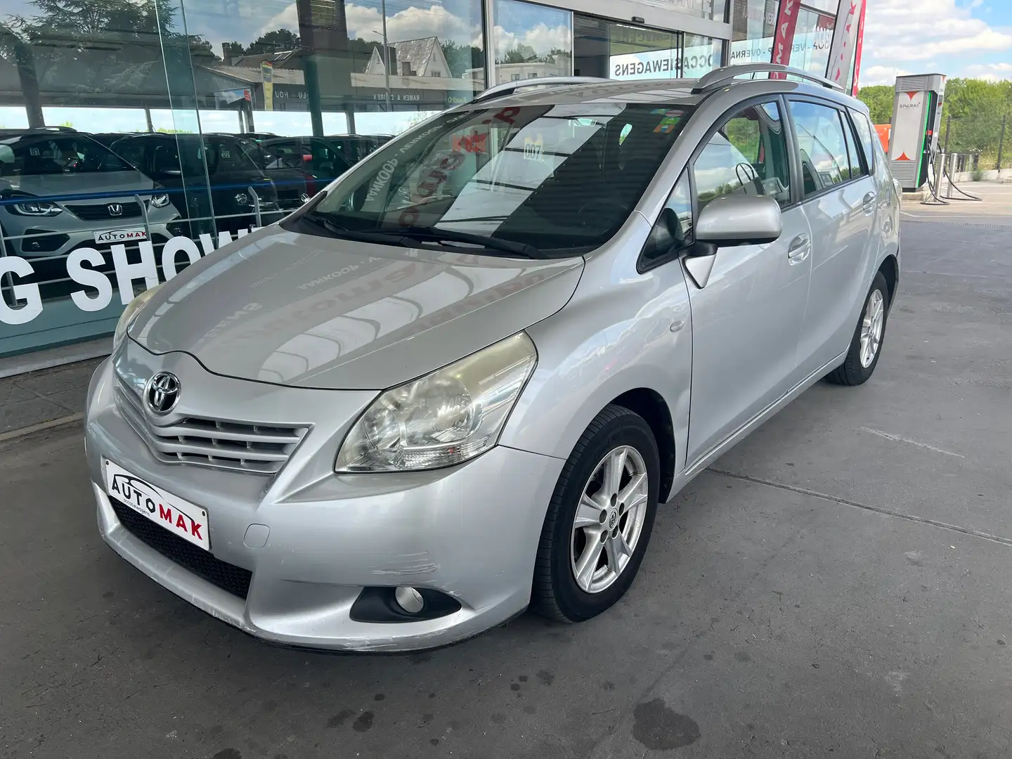 Toyota Verso Verso 2.0 D-4D Premium 5pl. DPF Zilver - 2