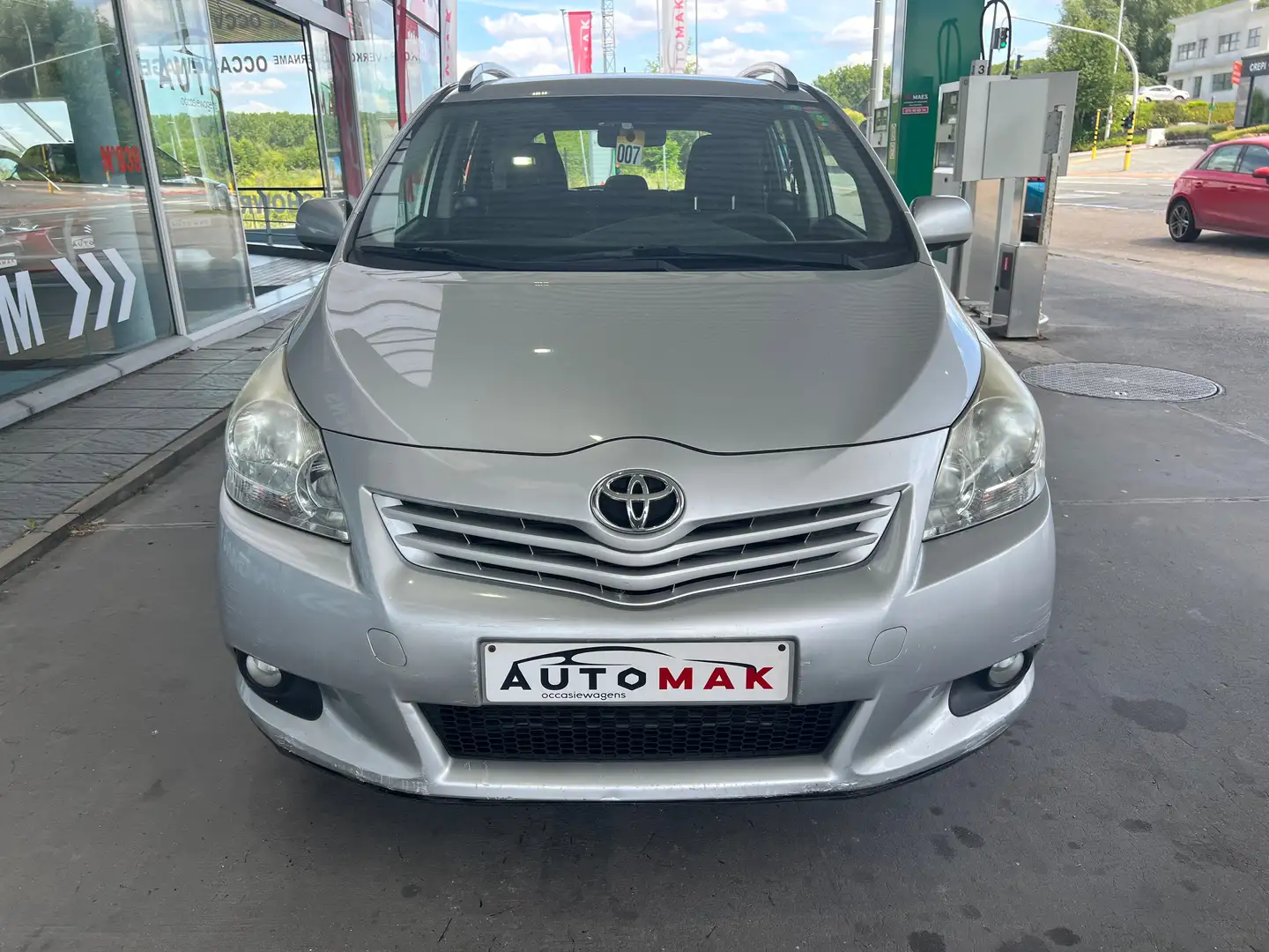Toyota Verso Verso 2.0 D-4D Premium 5pl. DPF Zilver - 1