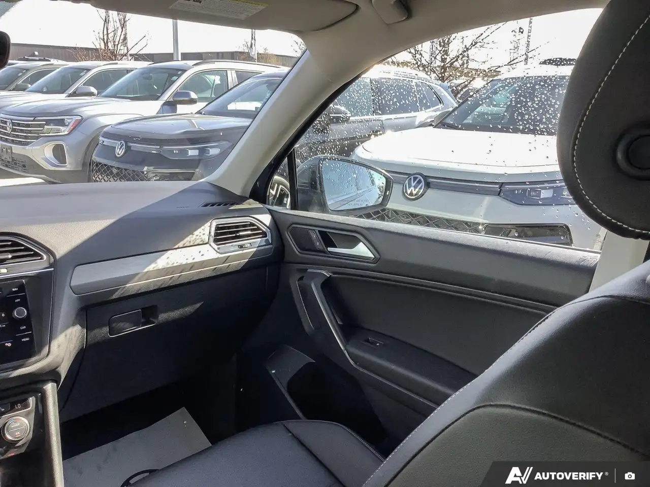 Volkswagen Tiguan снимка Volkswagen Tiguan